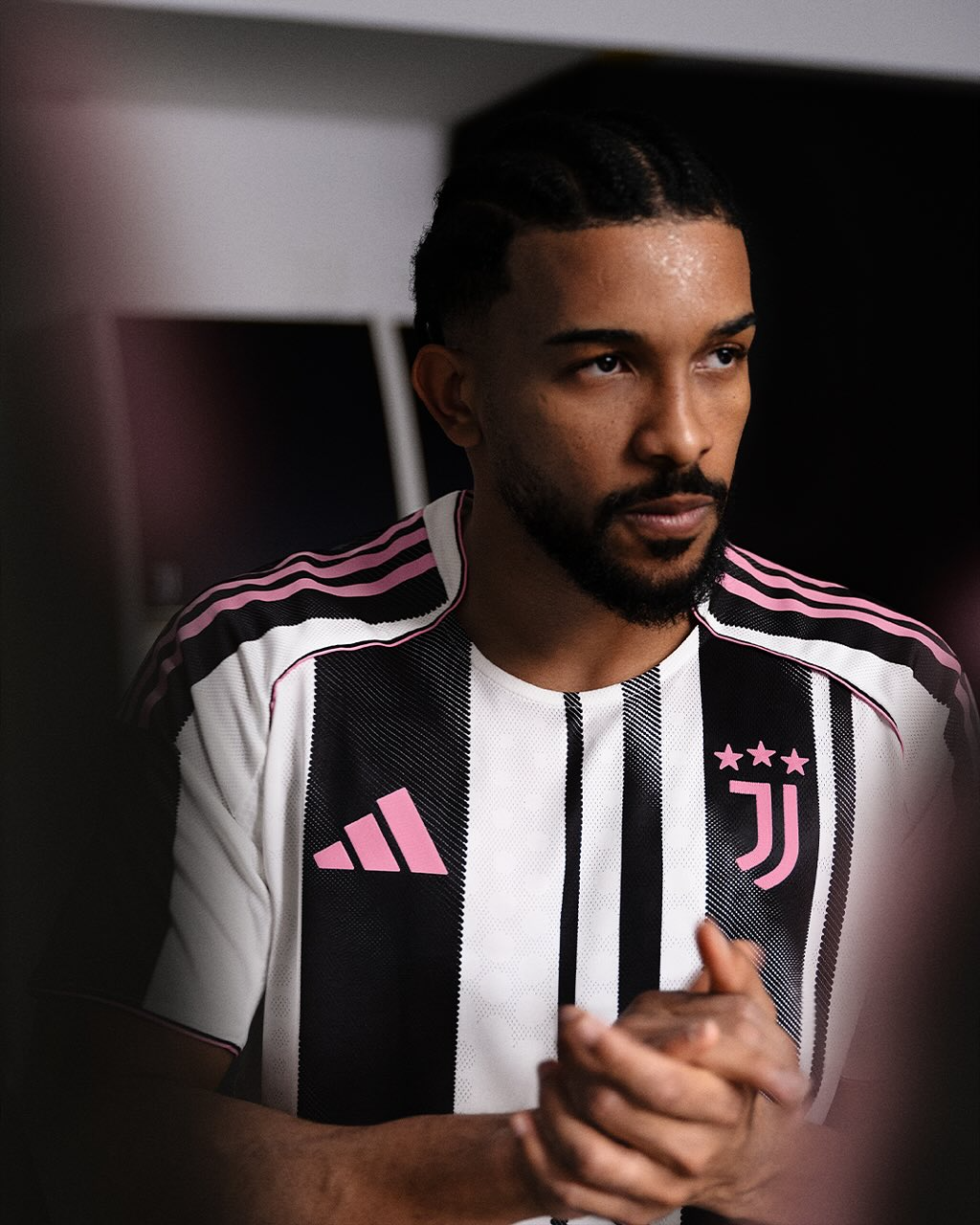Veja a nova camisa da Juventus 2025/26 lançada pela Adidas