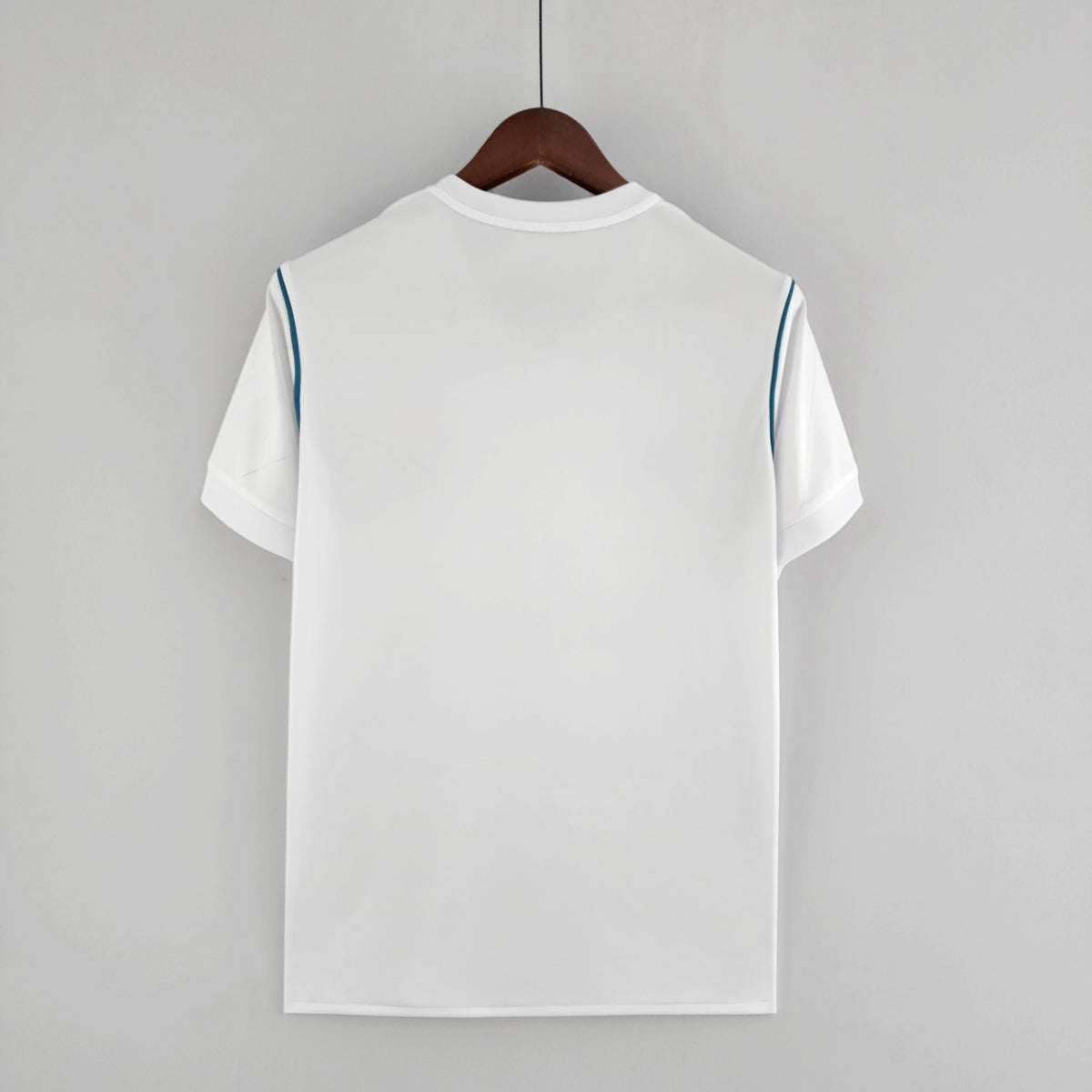 CAMISA RETRÔ REAL MADRID HOME 17/18