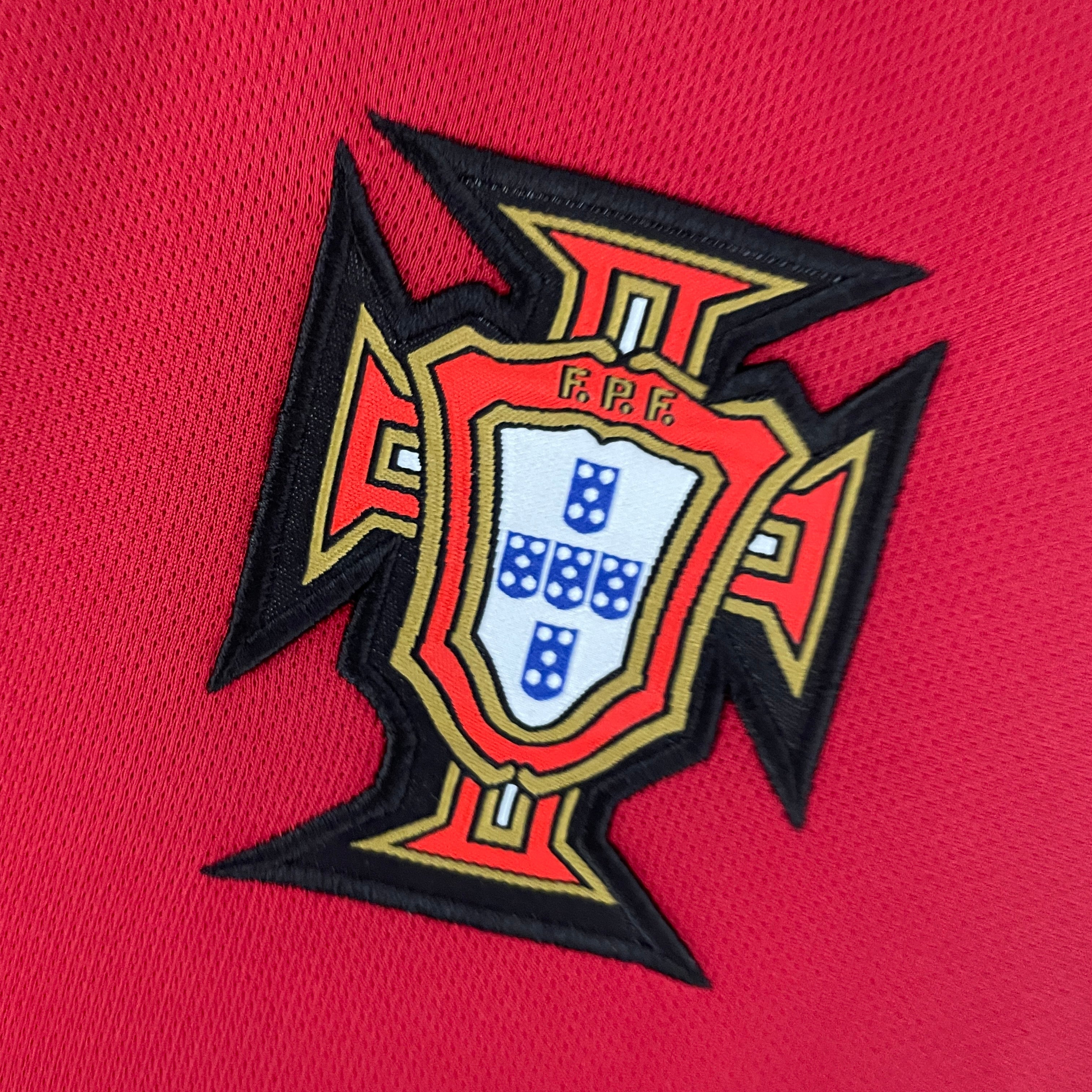 CAMISA RETRÔ PORTUGAL HOME 2006