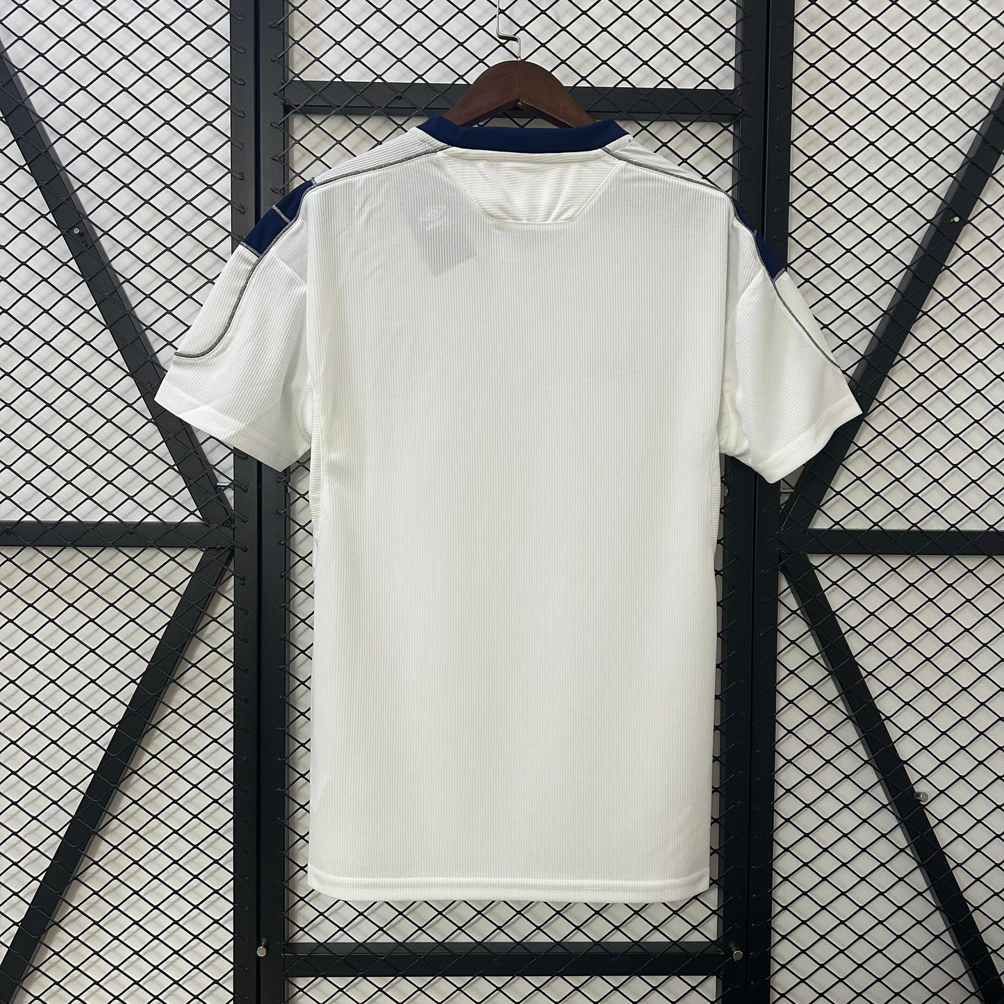 CAMISA RETRÔ MANCHESTER UNITED AWAY 00/01