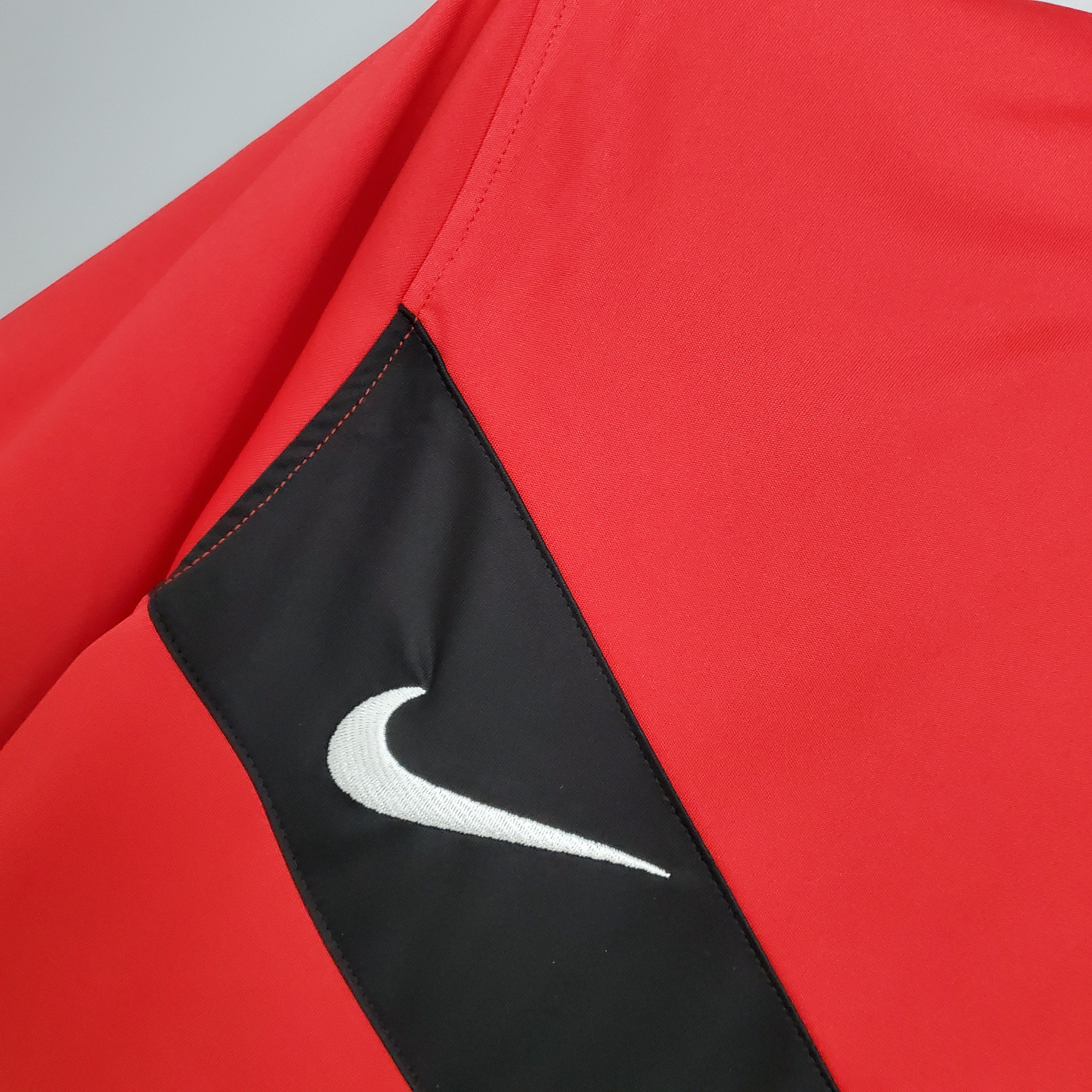CAMISA RETRÔ MANCHESTER UNITED HOME 09/10