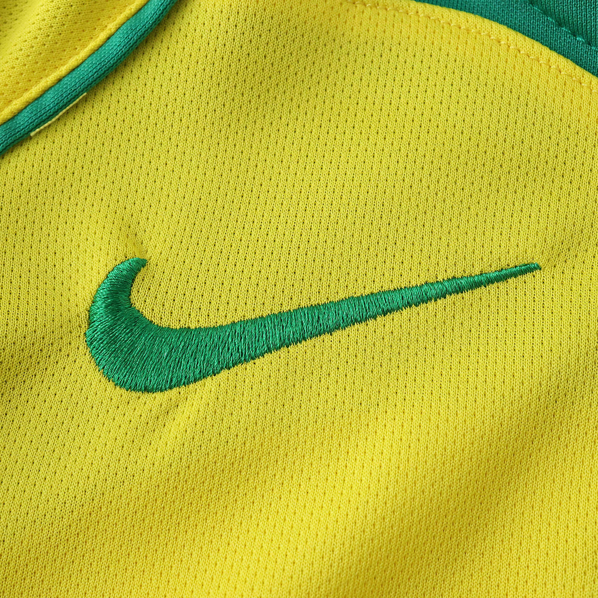 CONJUNTO INFANTIL BRASIL 2004 TITULAR