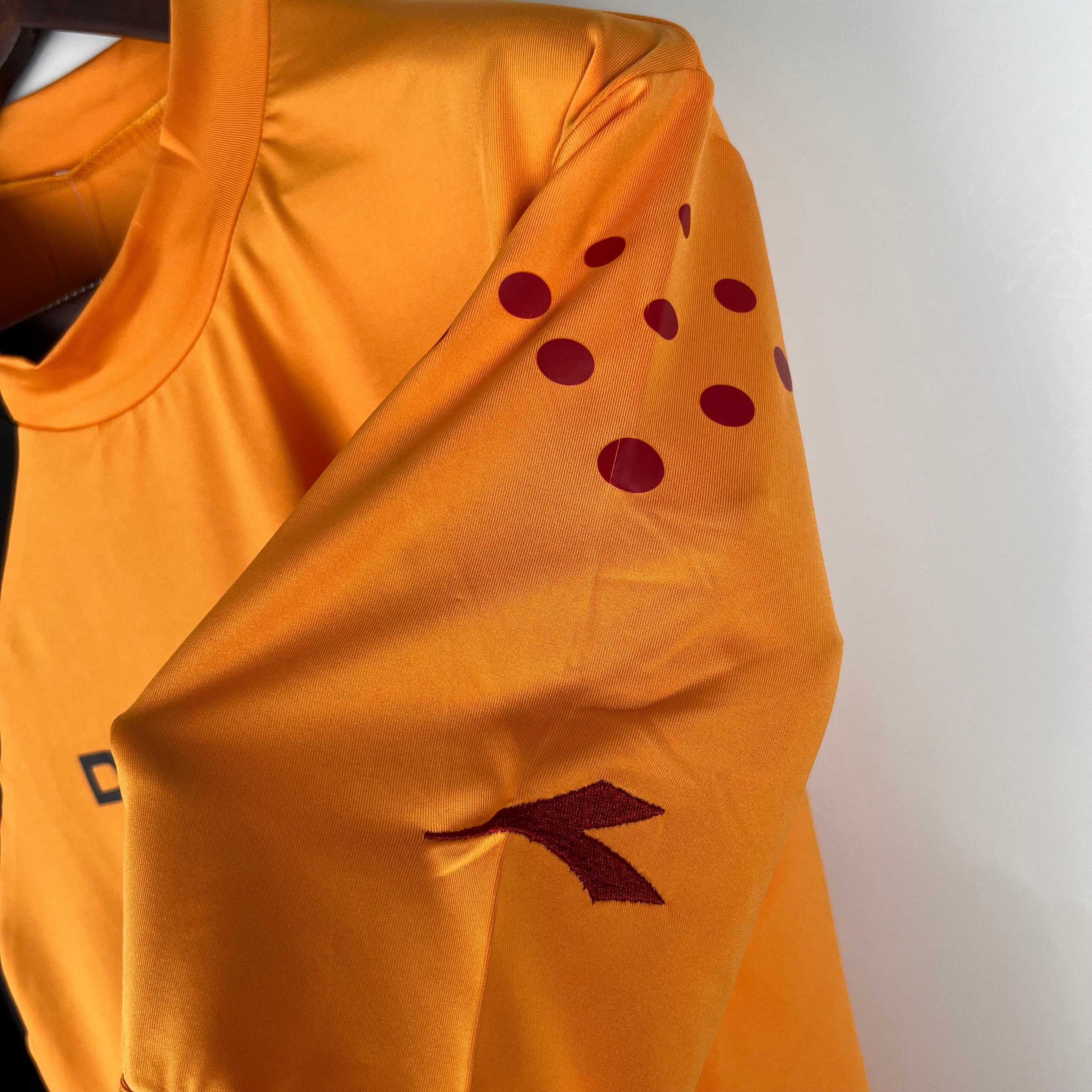 CAMISA ROMA RETRÔ HOME 05/06