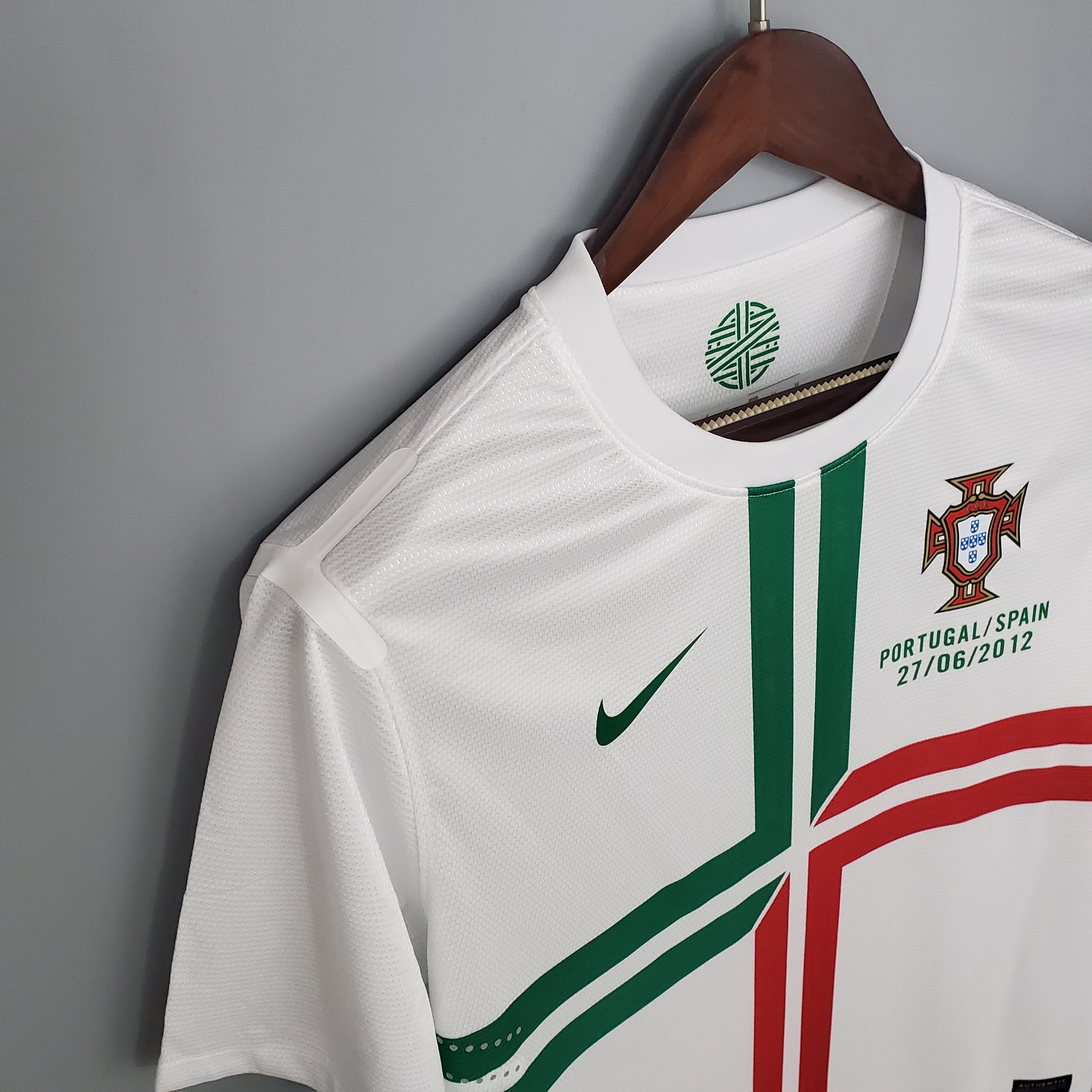 CAMISA RETRÔ PORTUGAL AWAY 2012