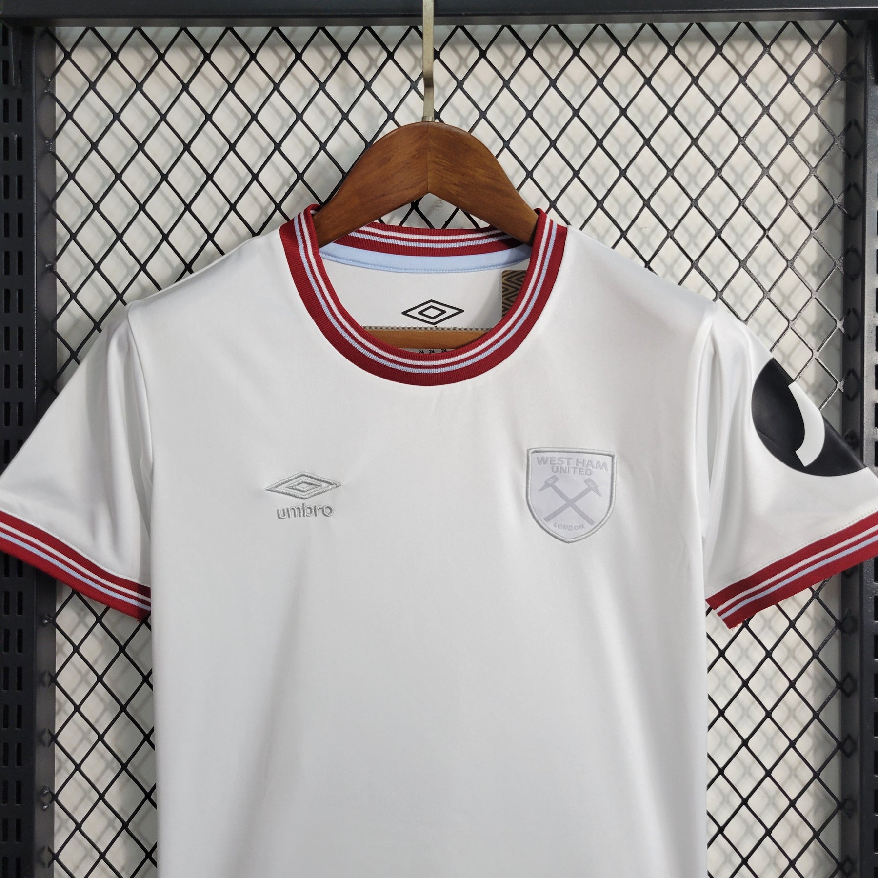 KIT INFANTIL WEST HAM AWAY 23/24