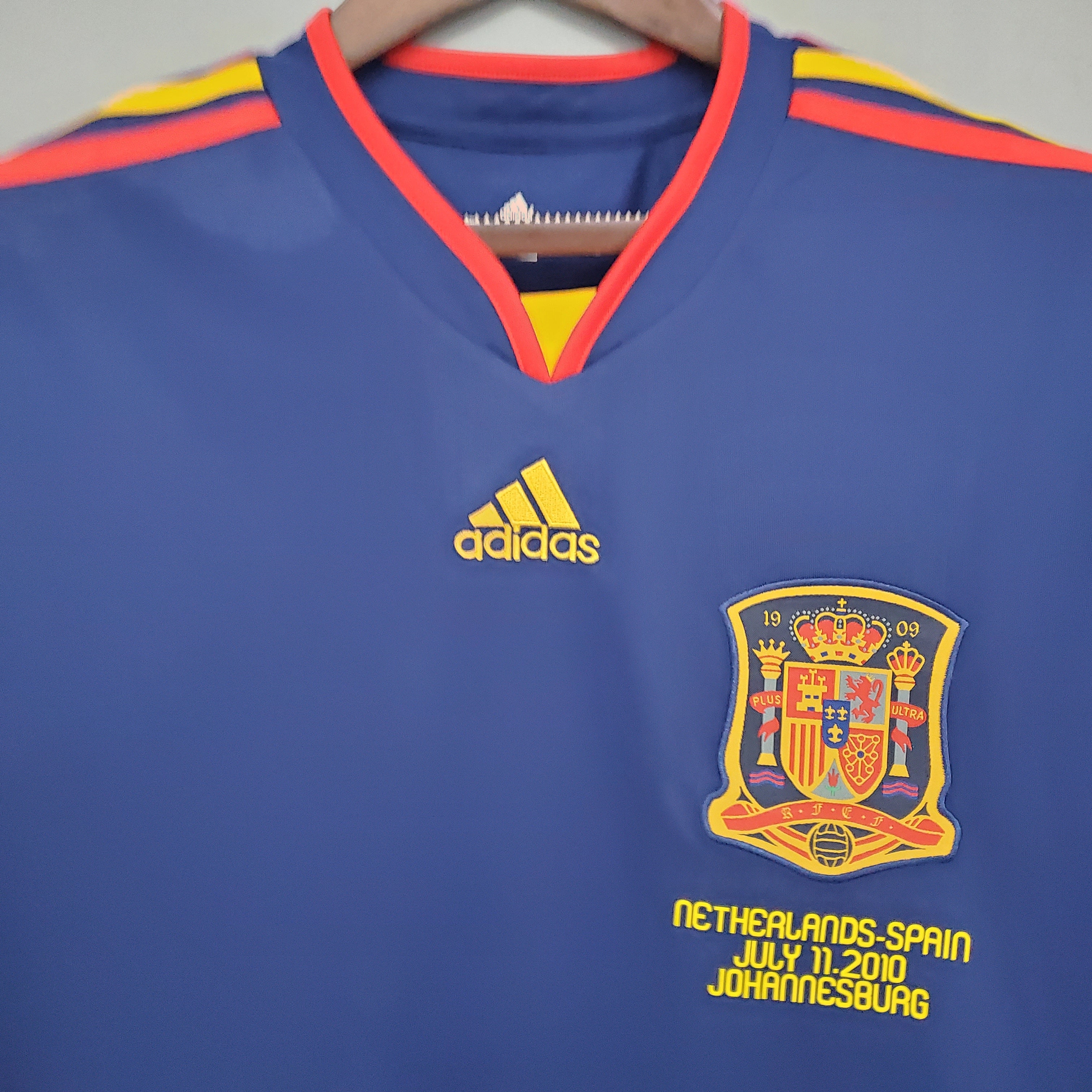 CAMISA RETRÔ ESPANHA AWAY 2010