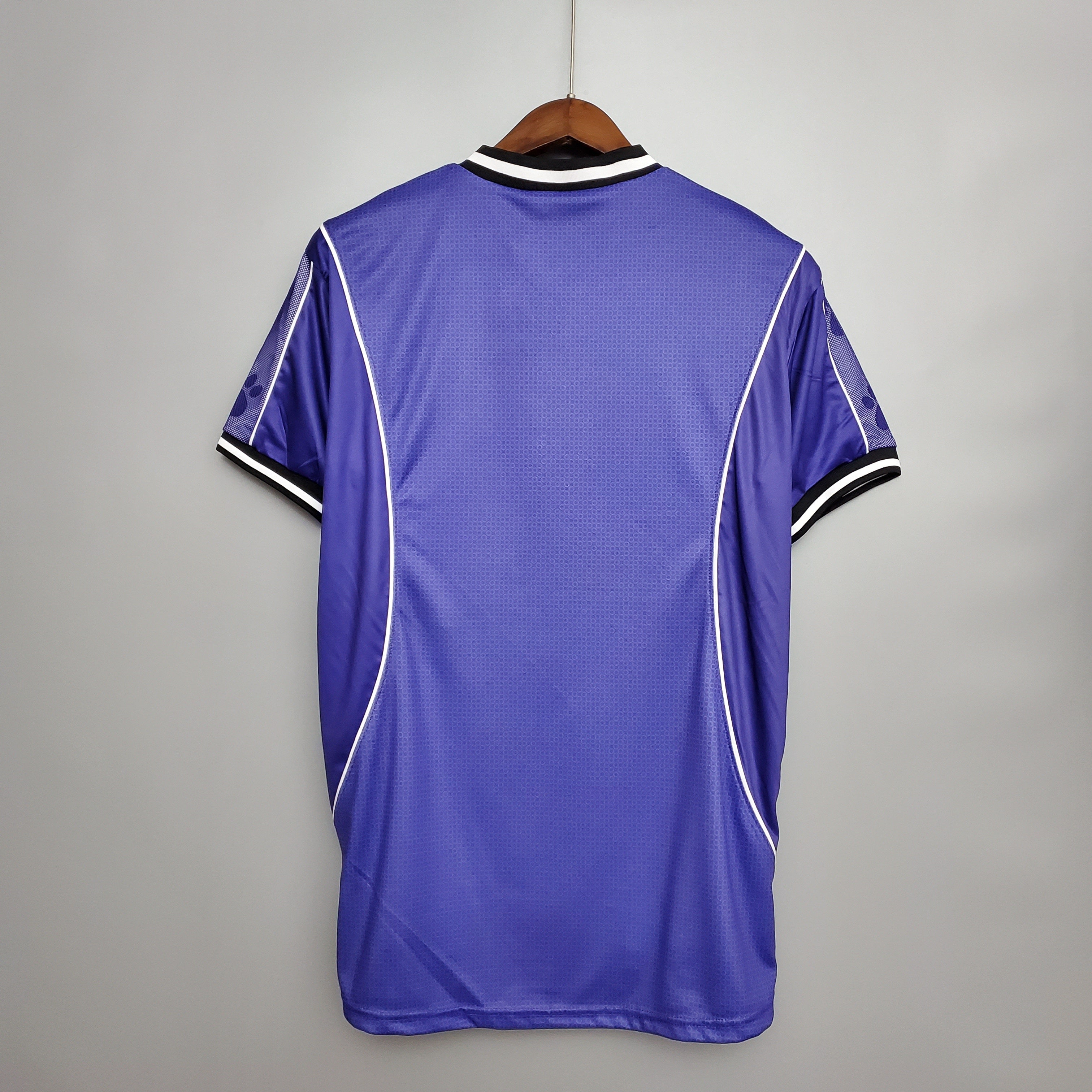 CAMISA RETRÔ REAL MADRID AWAY 97/98