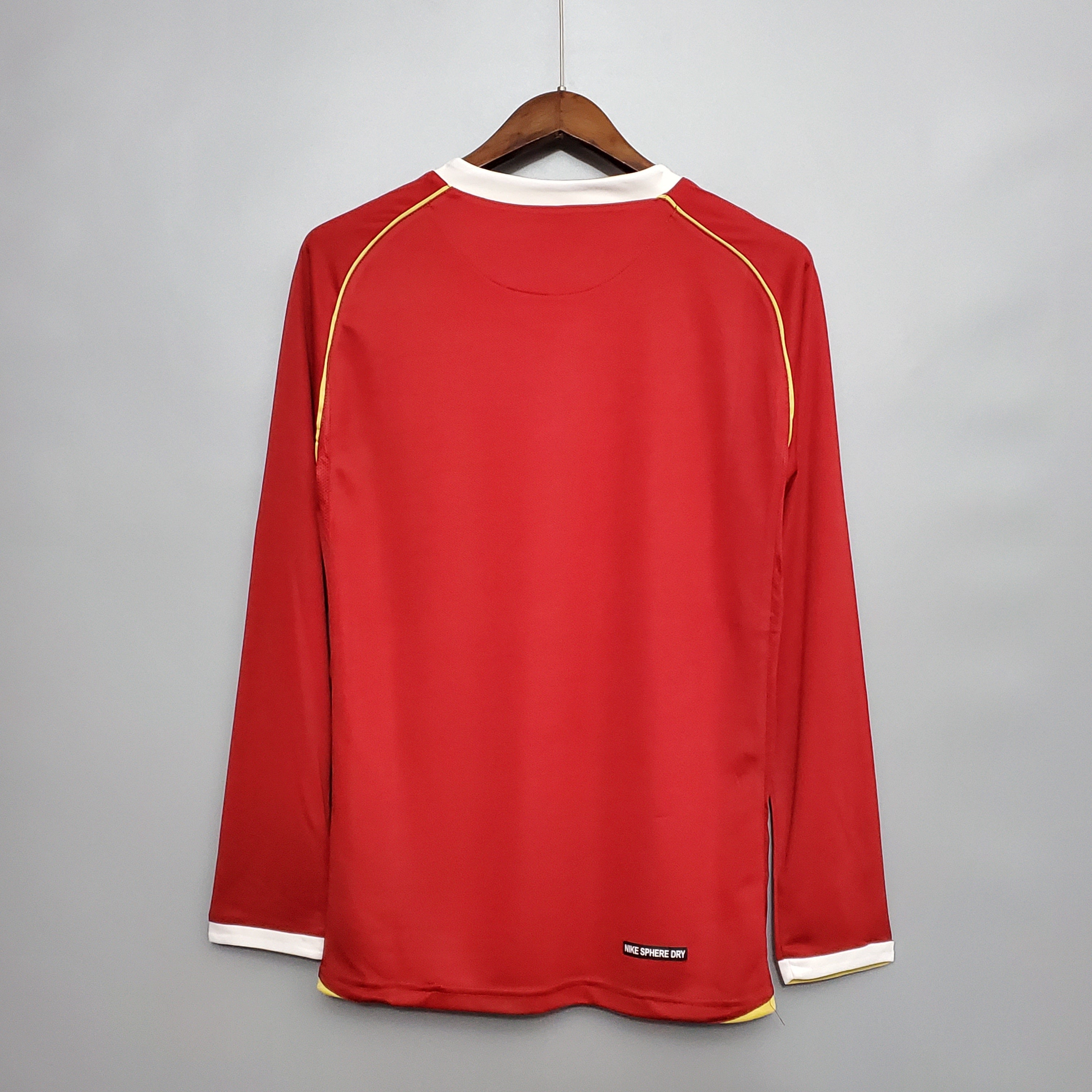 CAMISA RETRÔ MANCHESTER UNITED HOME MANGA LONGA 06/07