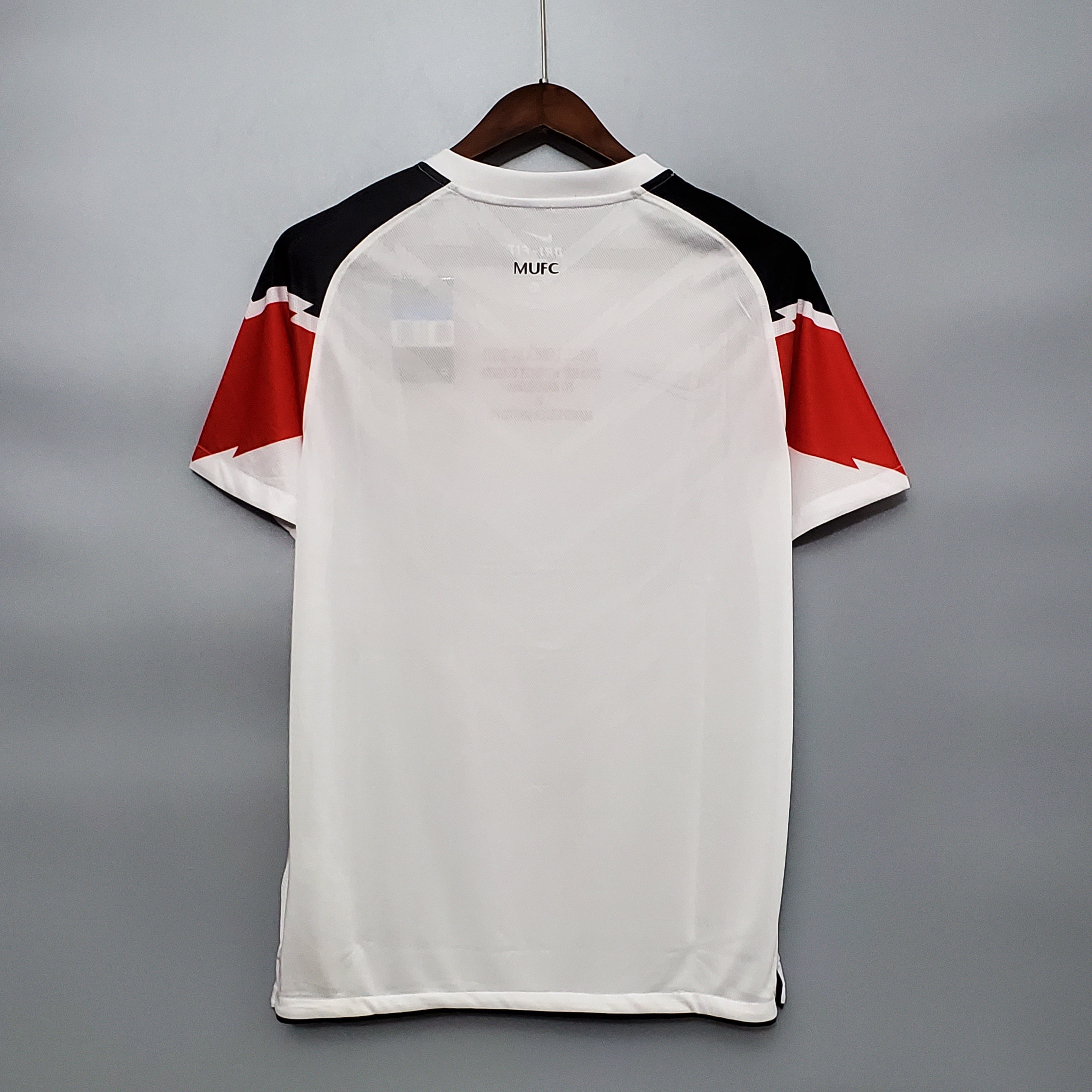 CAMISA RETRÔ MANCHESTER UNITED AWAY 10/11