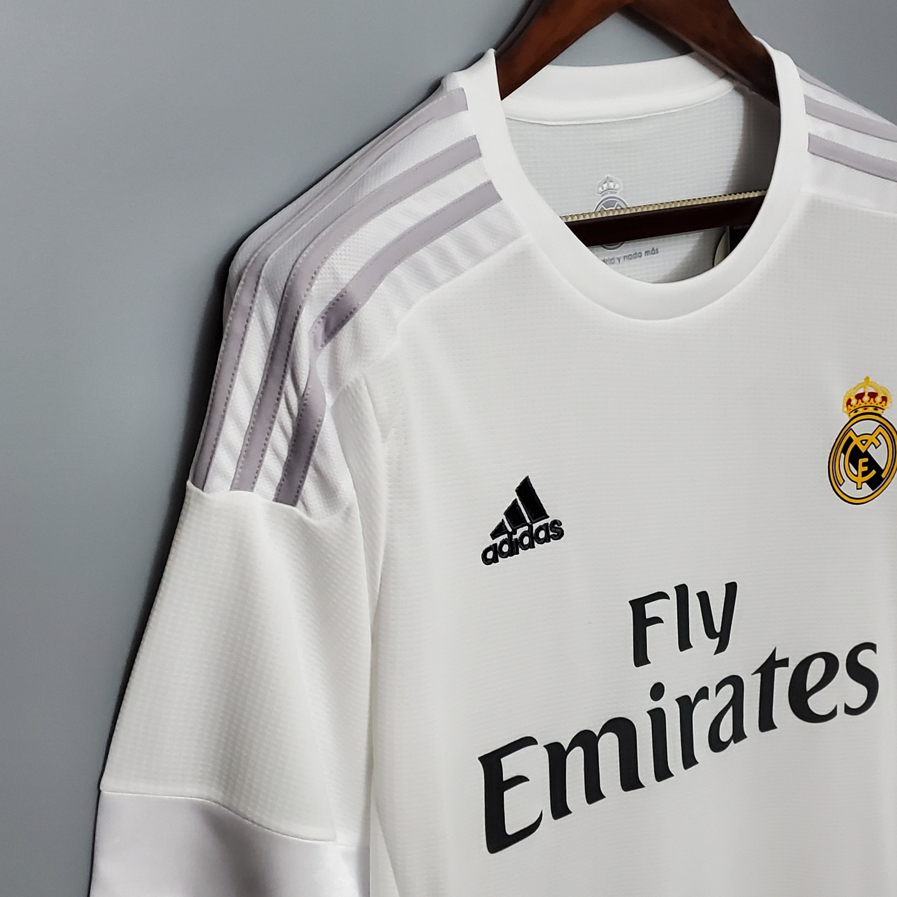 CAMISA RETRÔ REAL MADRID HOME 15/16
