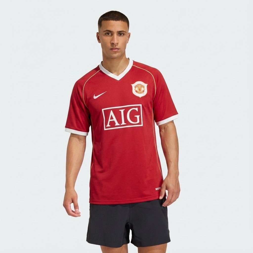 CAMISA RETRÔ MANCHESTER UNITED HOME 06/07