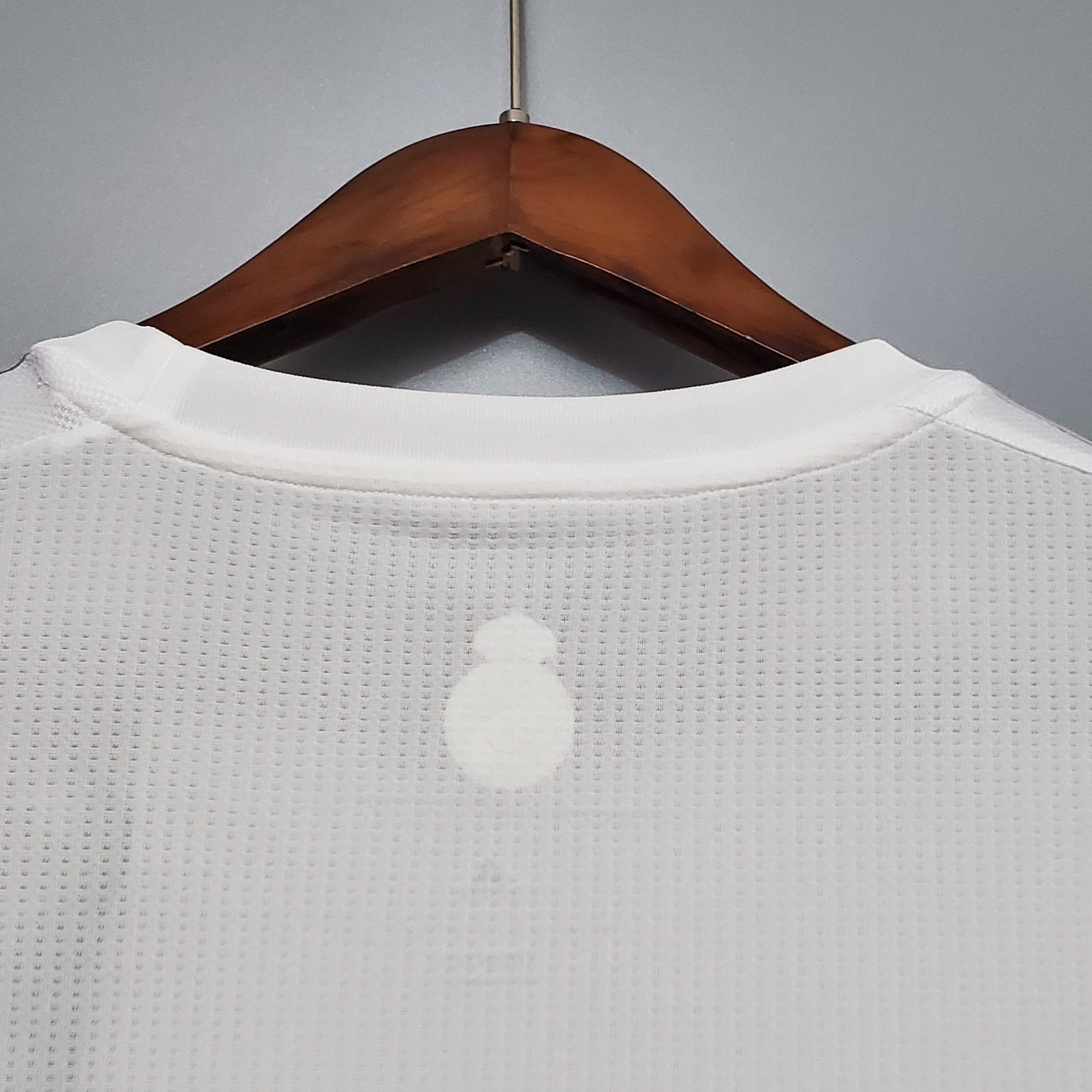 CAMISA RETRÔ REAL MADRID HOME 15/16