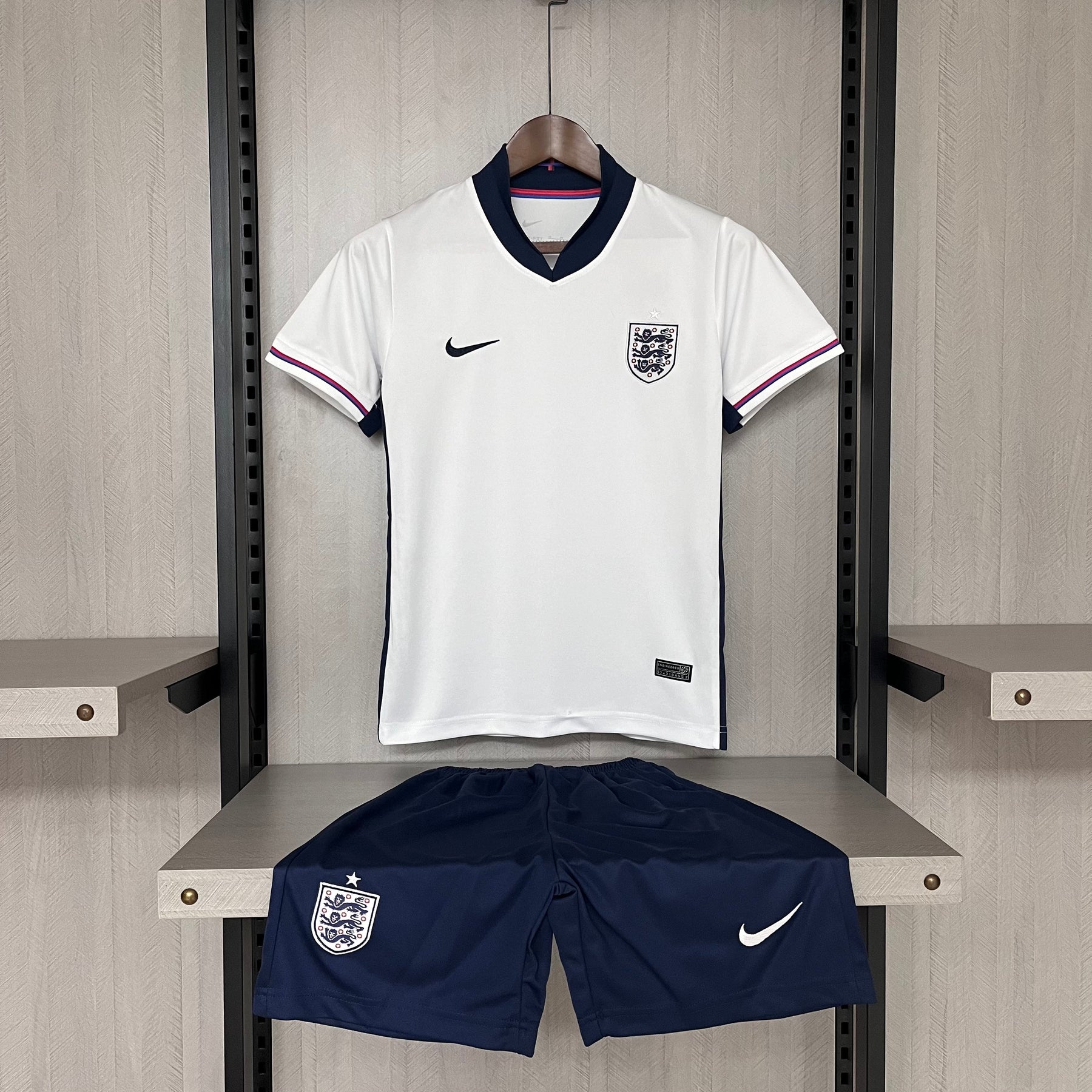 KIT INFANTIL INGLATERRA HOME 24/25
