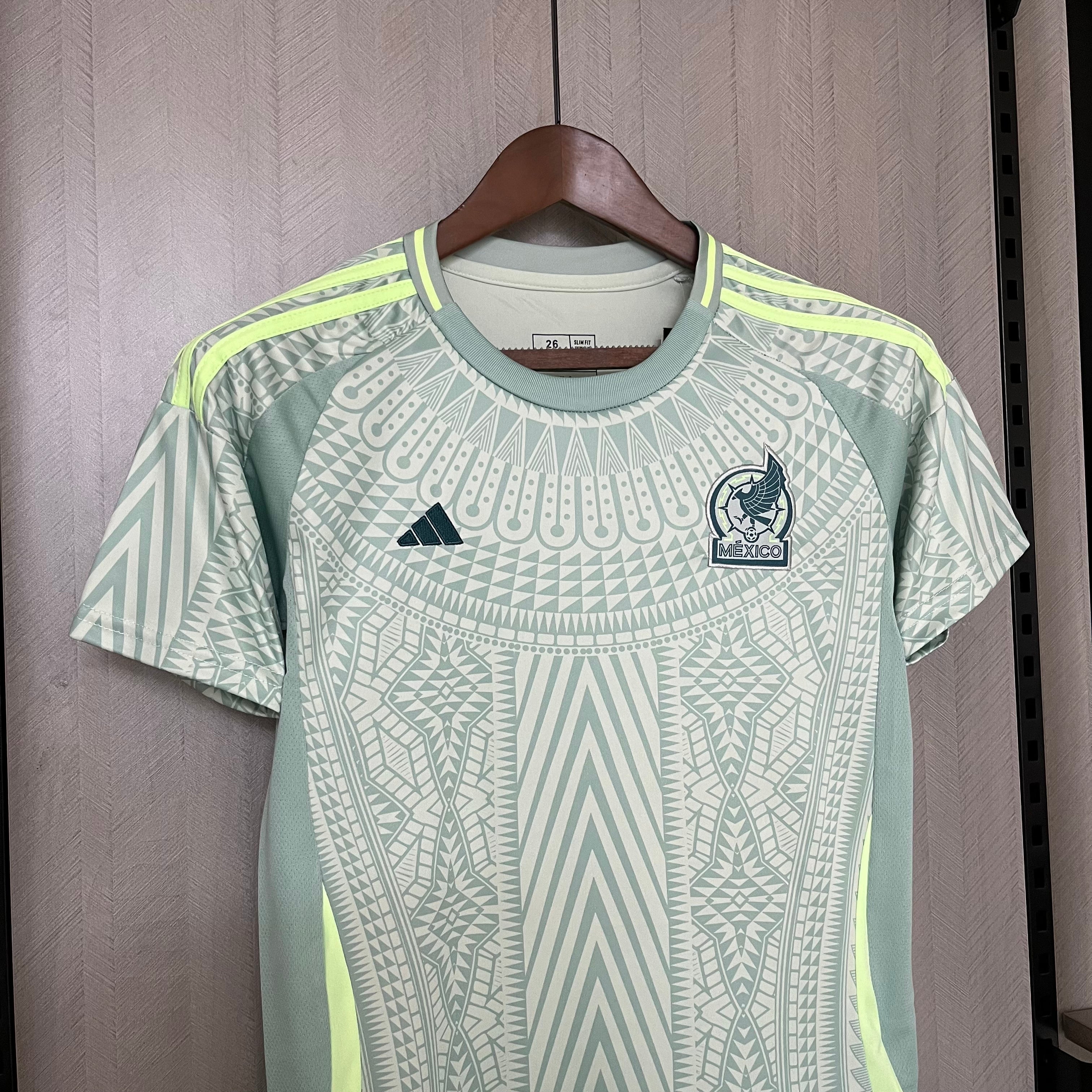 KIT INFANTIL MÉXICO HOME 24/25