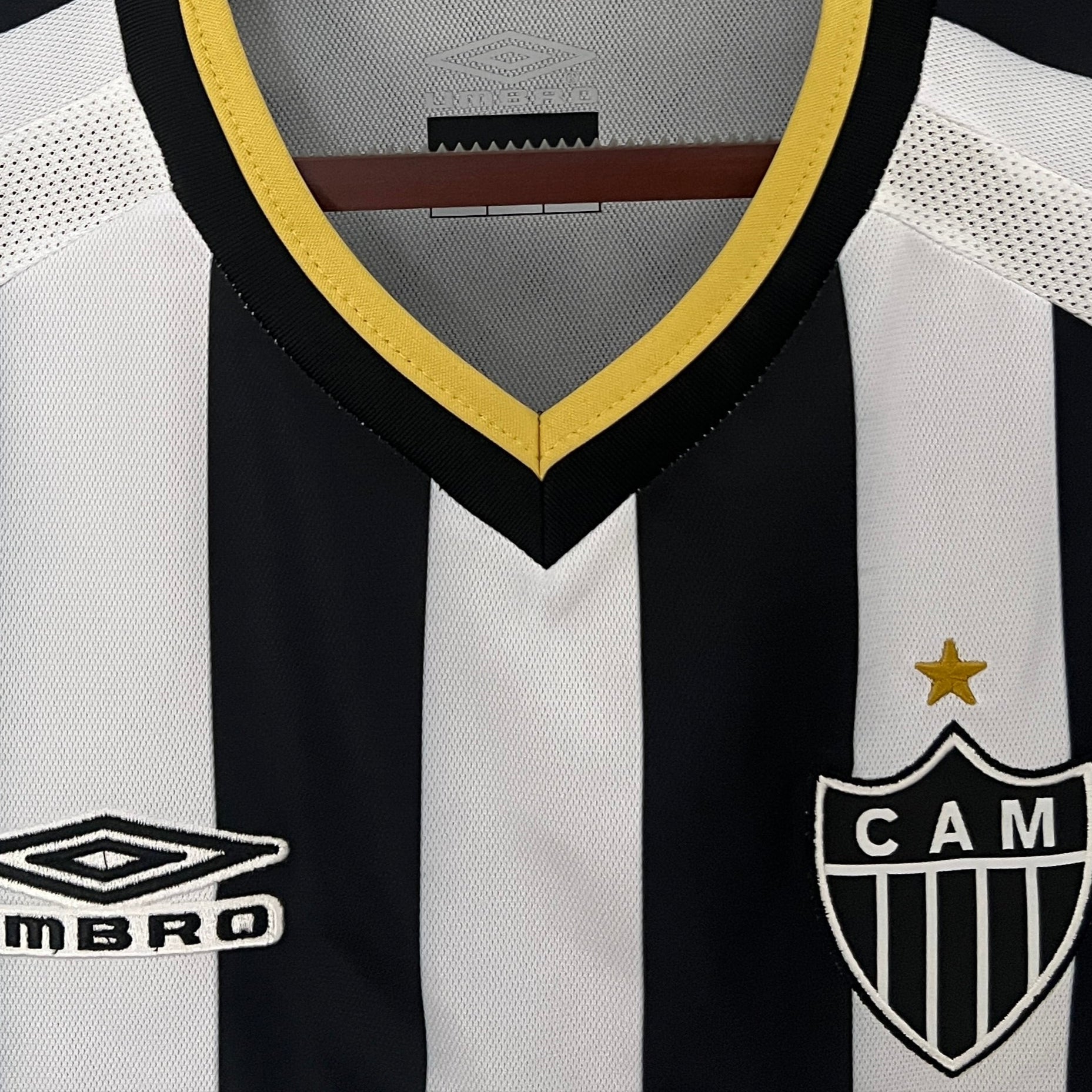 CAMISA RETRÔ GALO HOME 2003