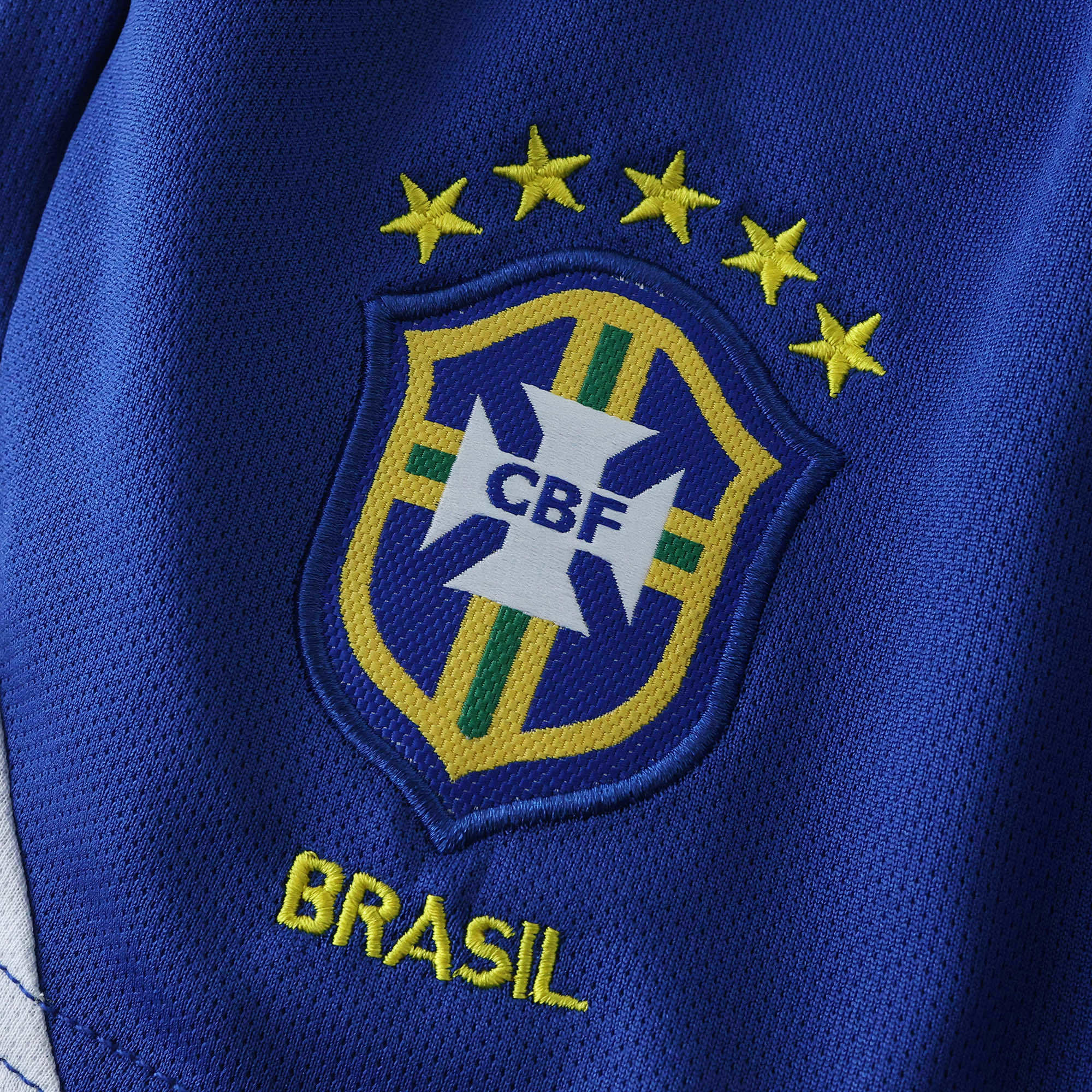 CONJUNTO INFANTIL BRASIL 2004 TITULAR