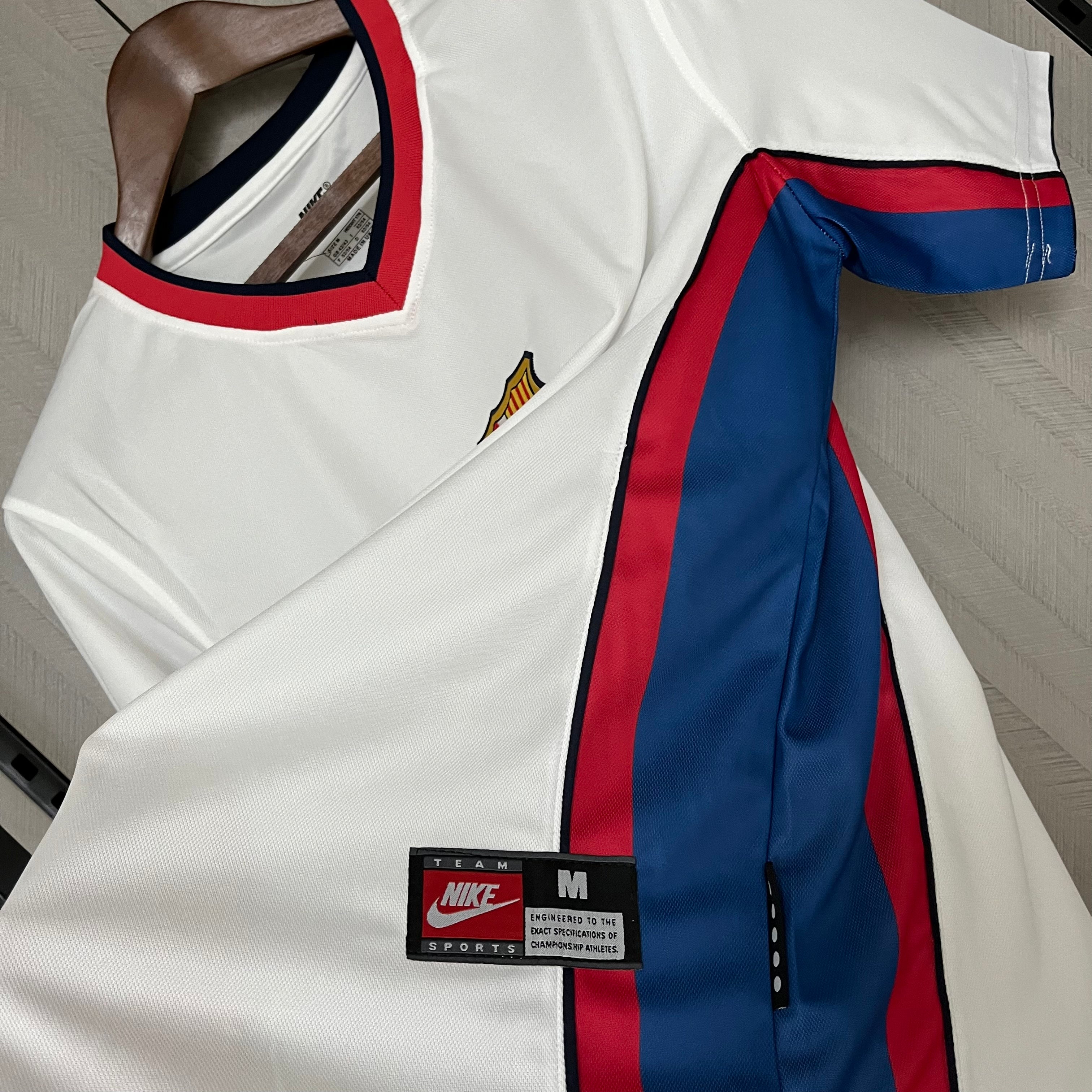 CAMISA RETRÔ BARCELONA AWAY 98/99