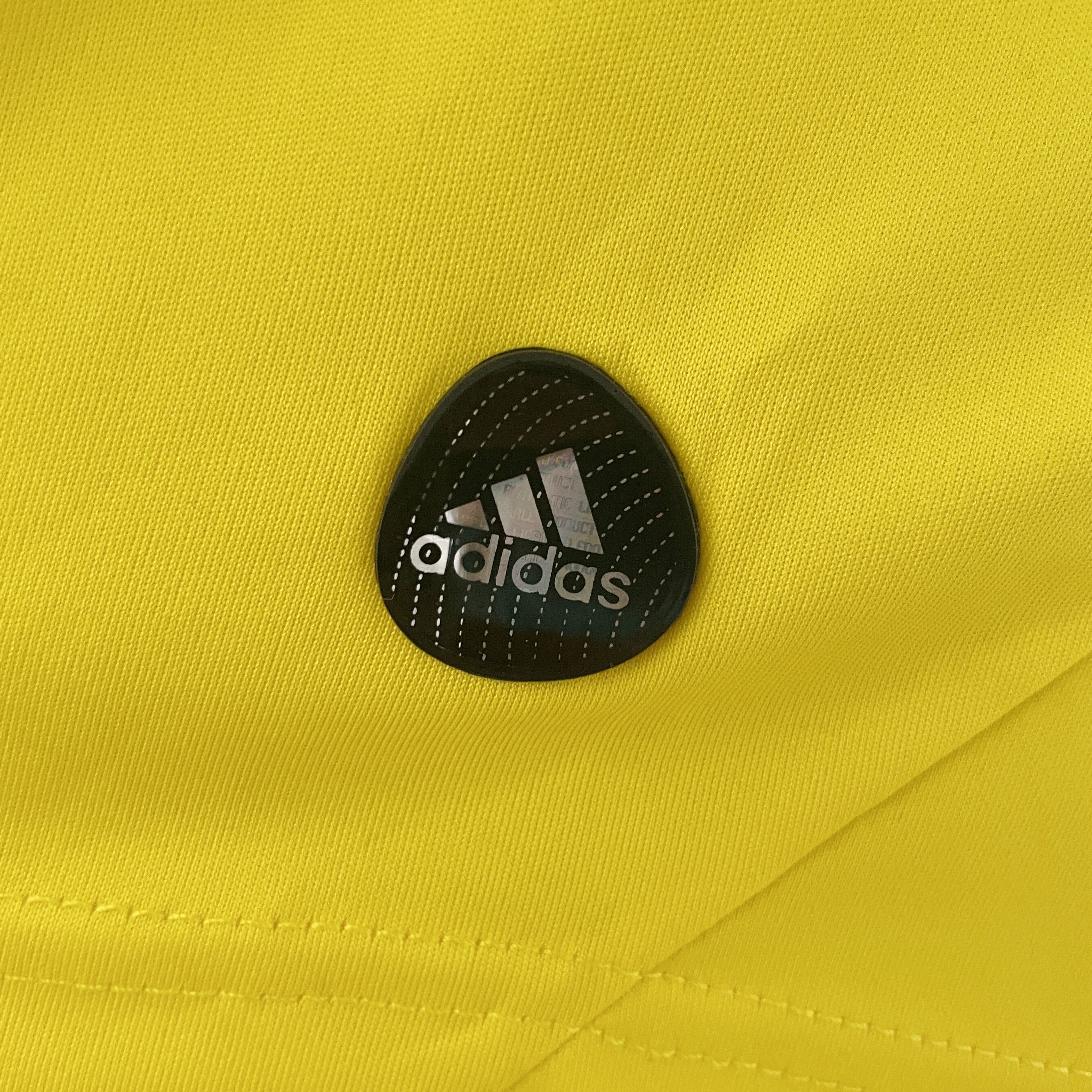 CAMISA RETRÔ REAL MADRID GOLEIRO YELLOW 11/12