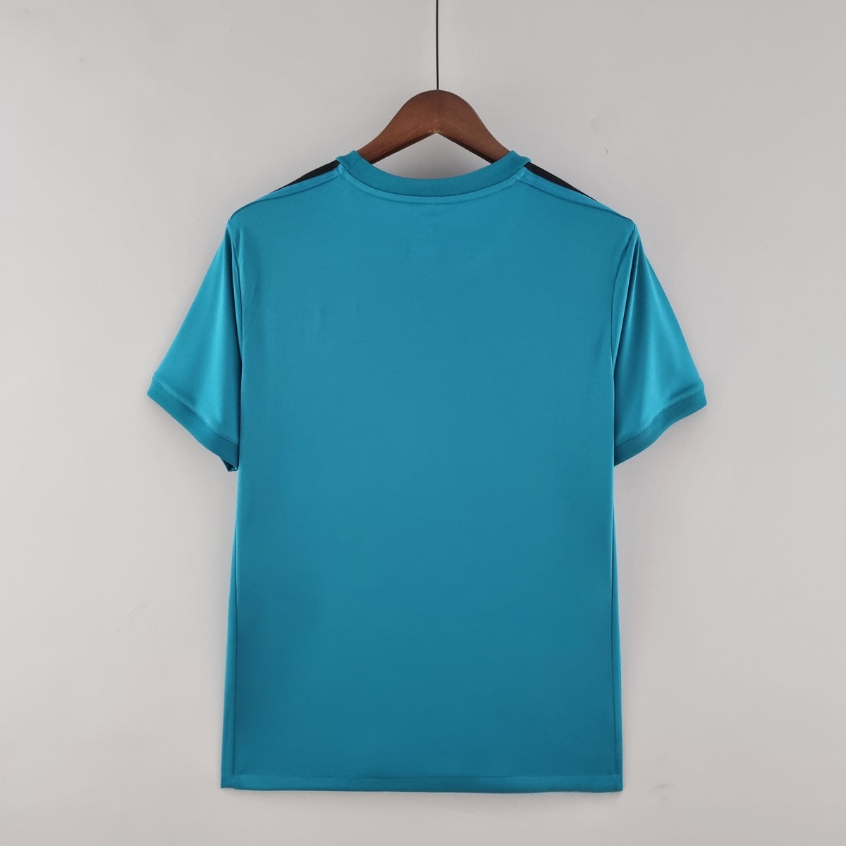 CAMISA RETRÔ REAL MADRID THIRD 17/18