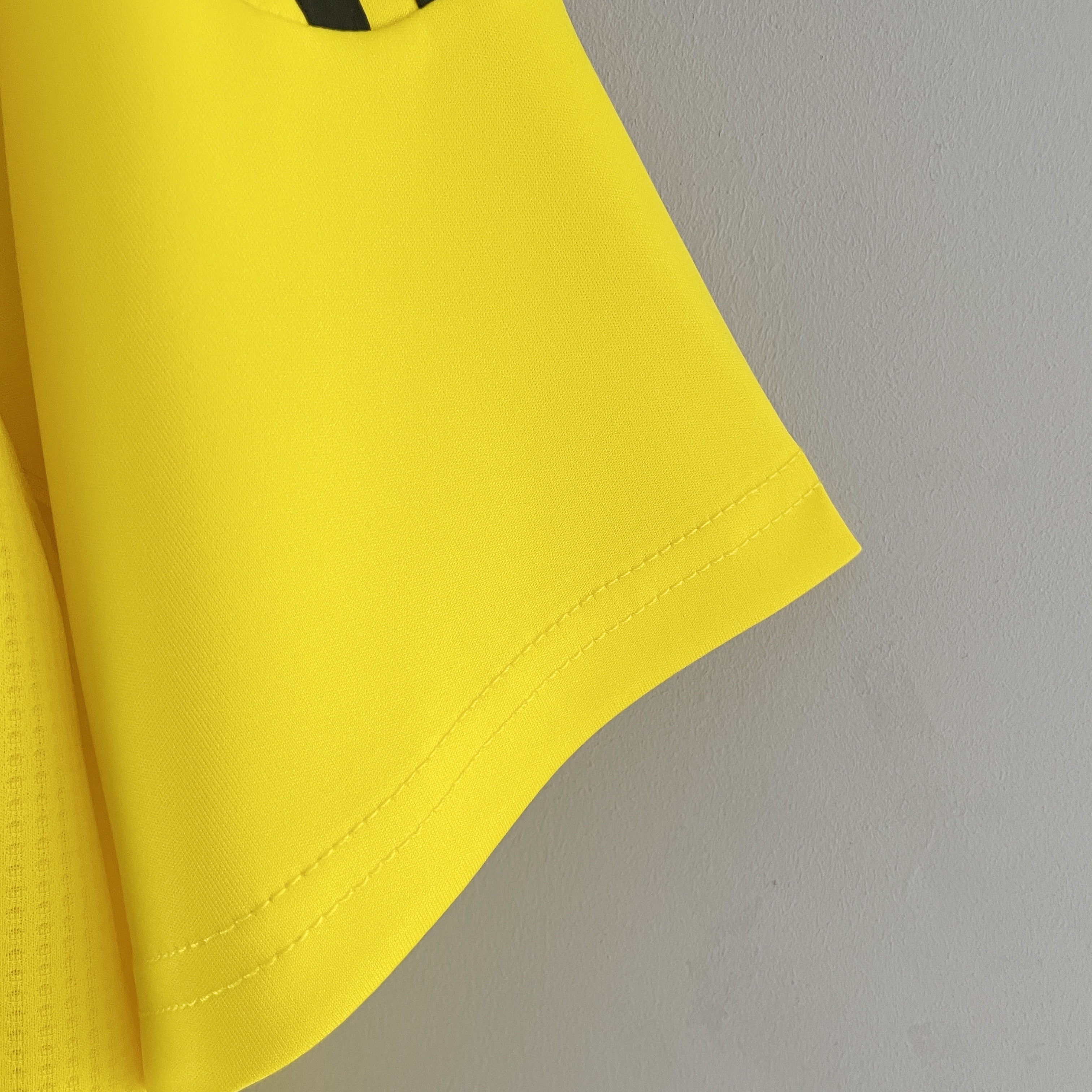 CAMISA RETRÔ REAL MADRID GOLEIRO YELLOW 11/12