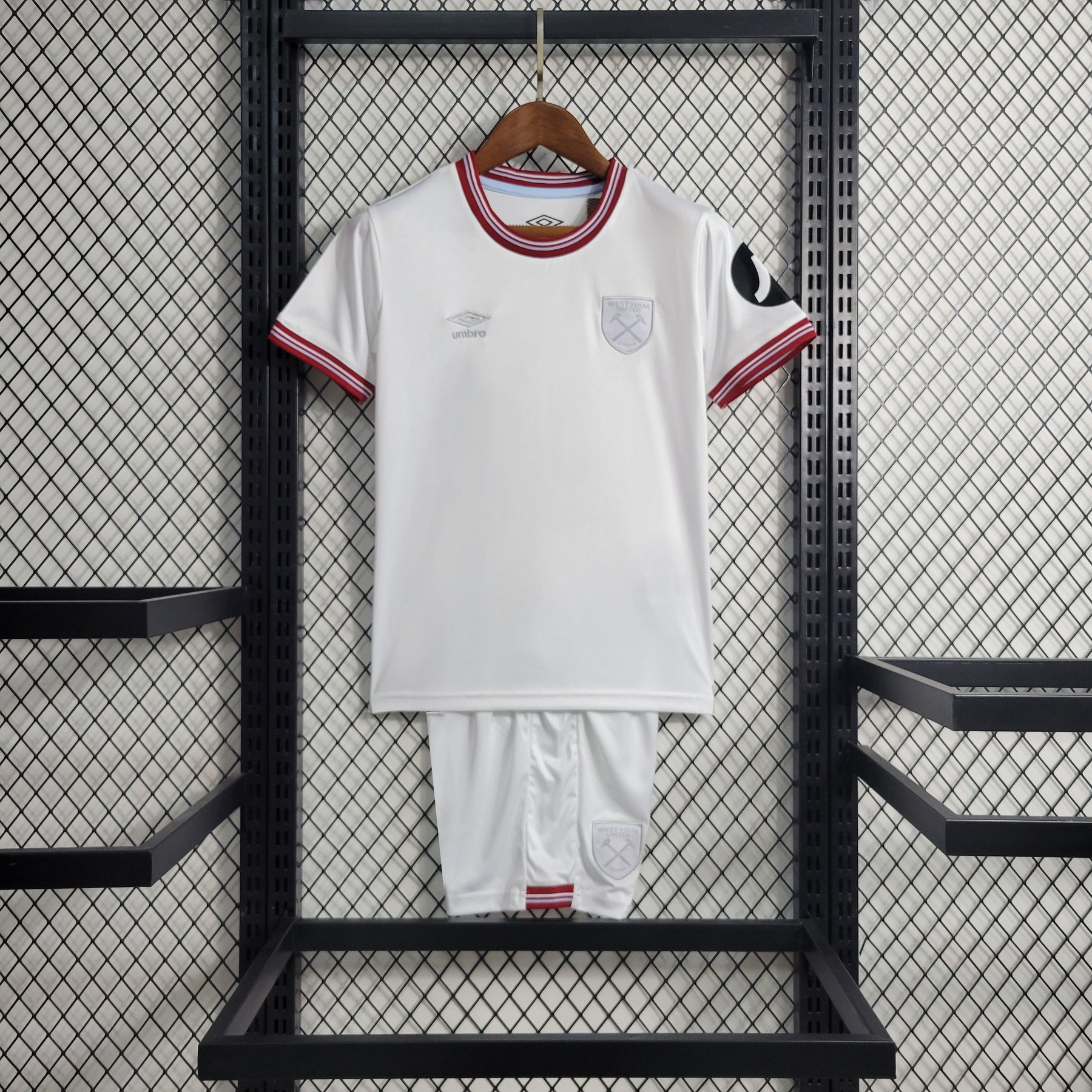 KIT INFANTIL WEST HAM AWAY 23/24
