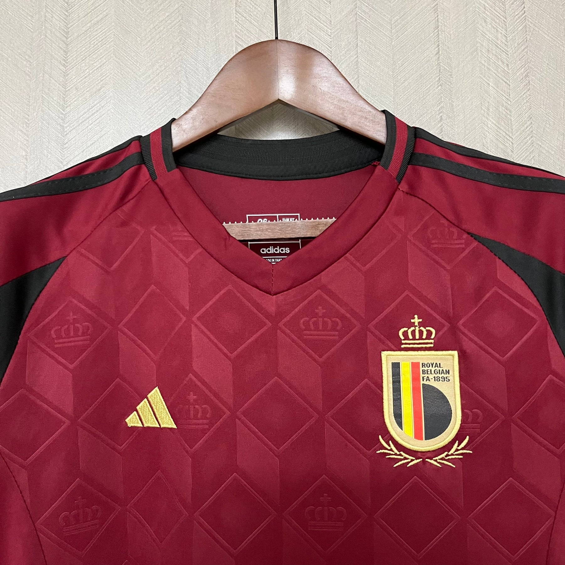 KIT INFANTIL BÉLGICA HOME 24/25