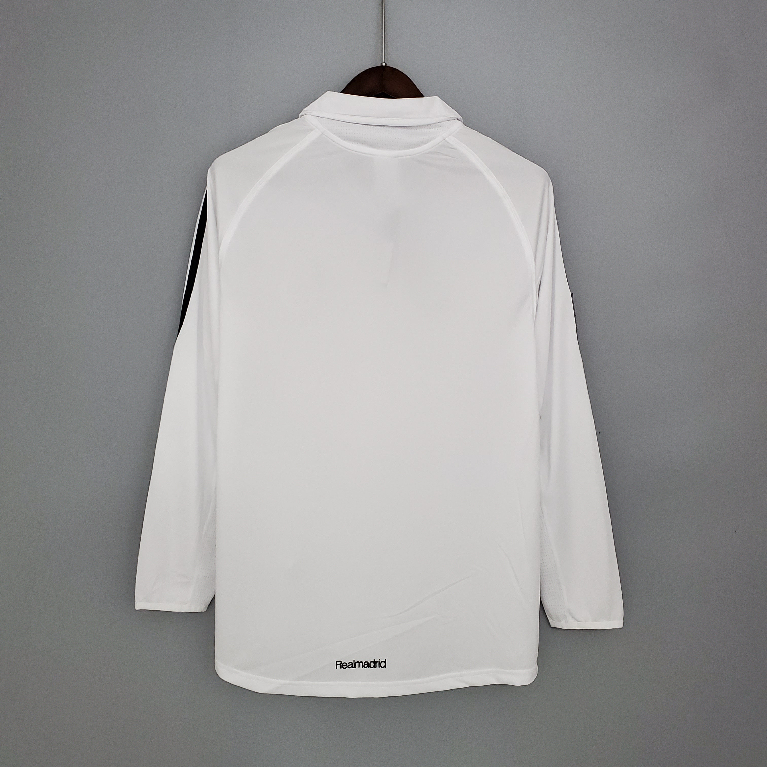 CAMISA REAL MADRID MANGA LONGA RETRÔ HOME 05/06