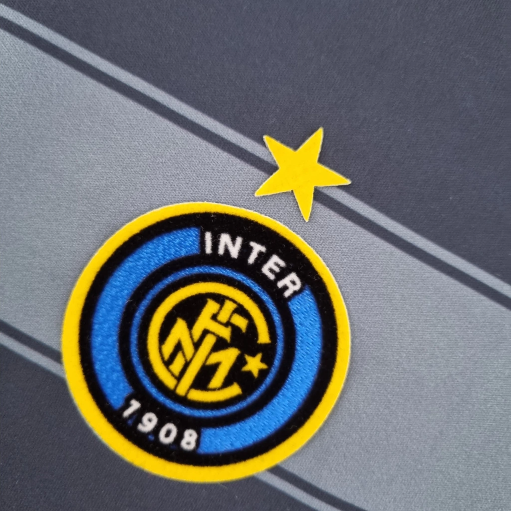 Camisa Retrô Inter de Milão 2004/05 TERCEIRA Azul/Preta