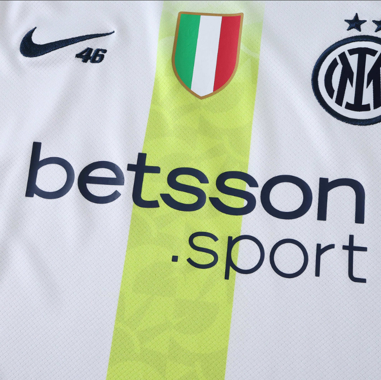 CAMISA INTER DE MILÃO EDIÇÃO VALENTINO ROSSI 46 VERSÃO TORCEDOR