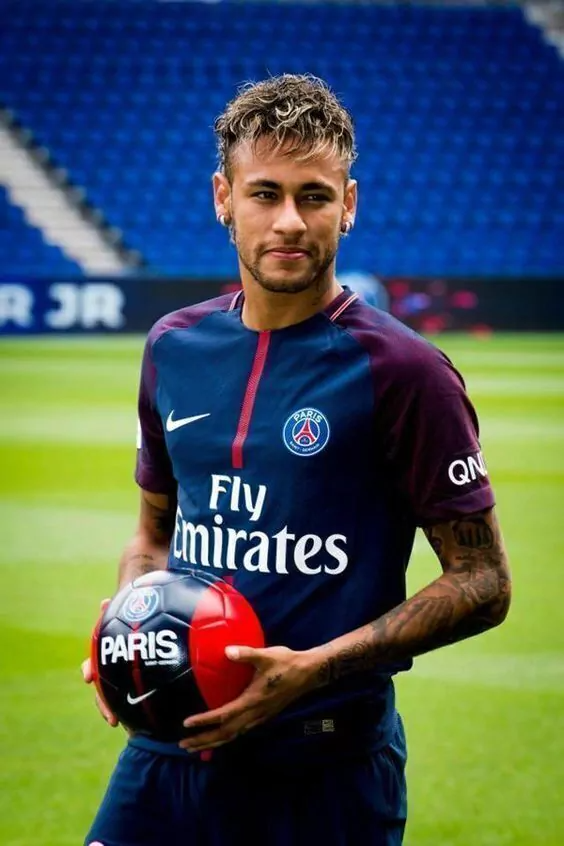 CAMISA RETRÔ PSG HOME 2017/18 MASCULINA + CHAVEIRO ESPECIAL DE BRINDE