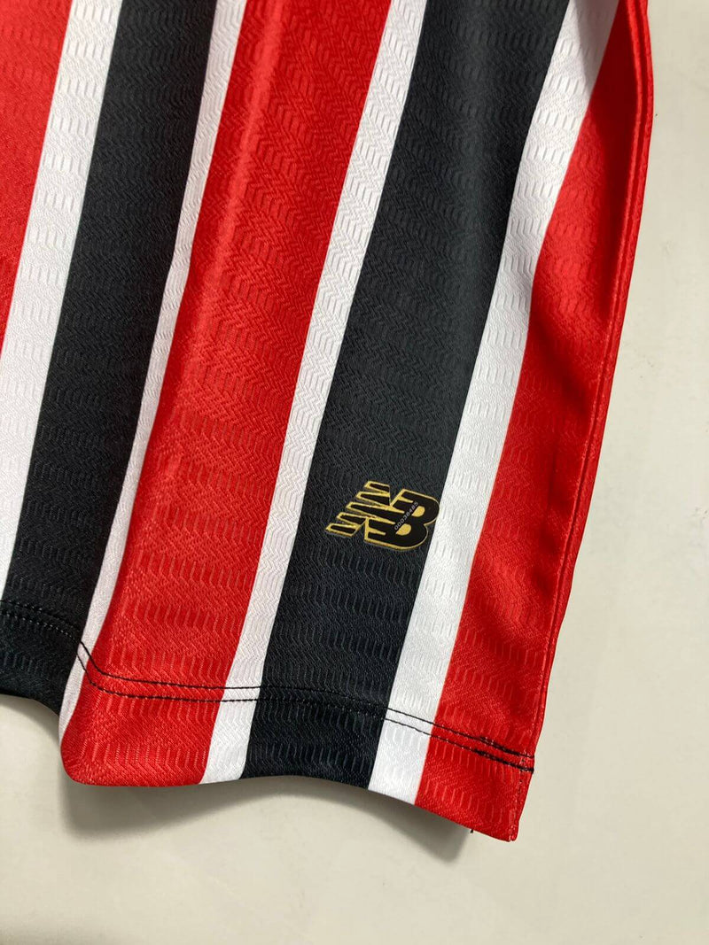 camisa_new_balance_são_paulo_ii_masculina_brasileirão_lançamento_torcedor_vermelha_branca_2024-25_away_tricolor