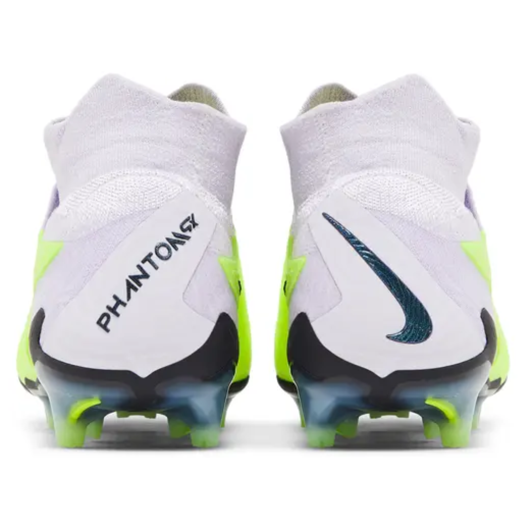 Chuteira de Campo Nike Phantom GX DF Elite FG Luminous