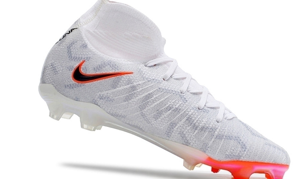 Chuteira de Campo Nike Phanton Luna Elite FG