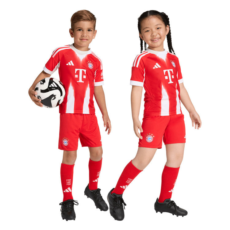 CONJUNTO INFANTIL BAYERN TITULAR I 2025/26