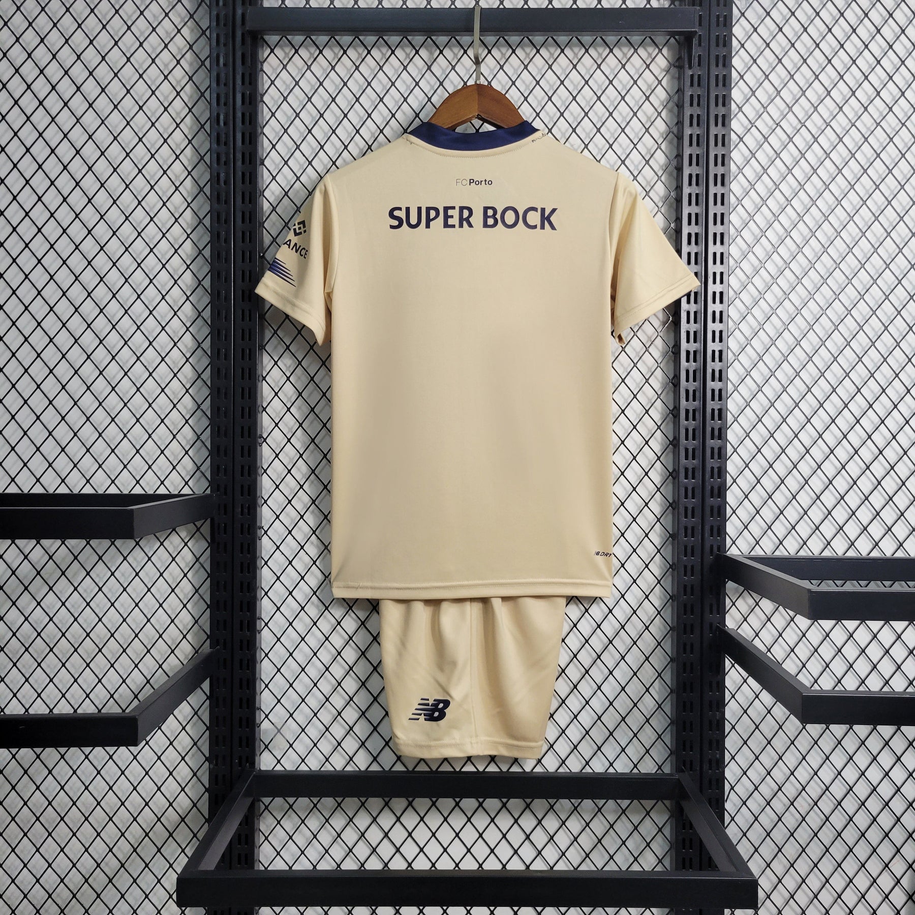 KIT INFANTIL PORTO AWAY 23/24