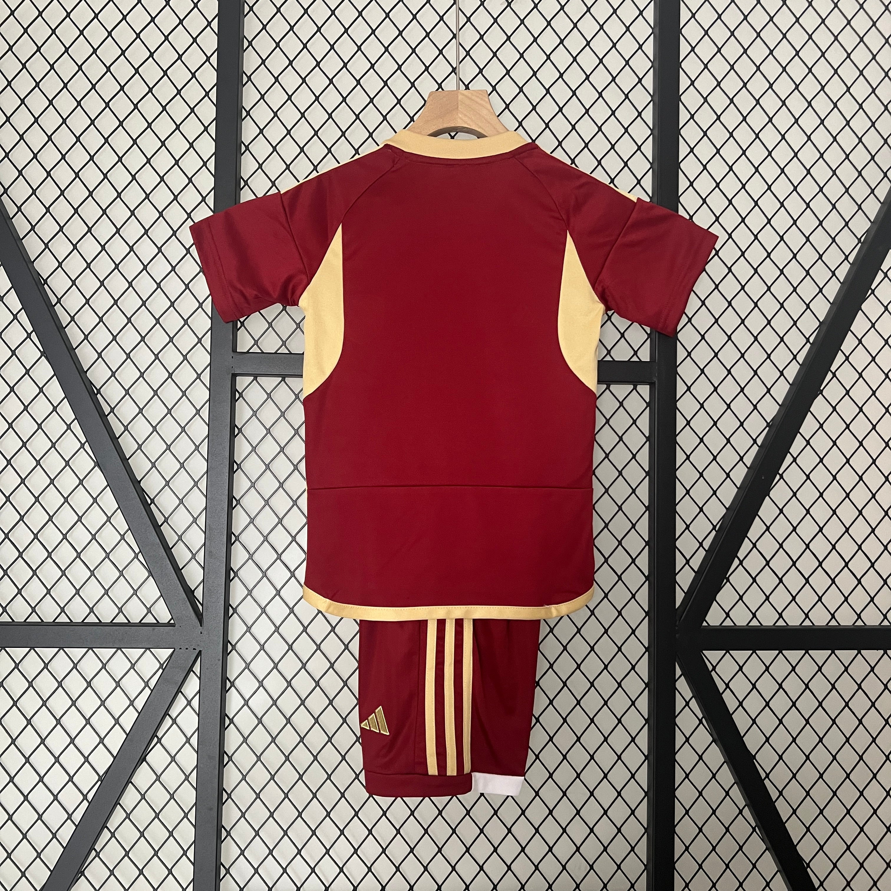 KIT INFANTIL VENEZUELA HOME 24/25