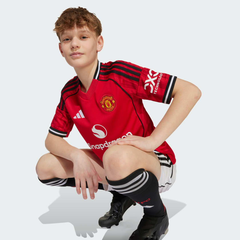 CONJUNTO INFANTIL MANCHESTER UNITED HOME I 2025/26