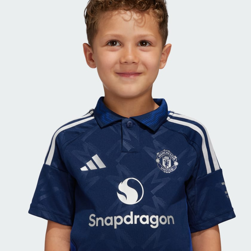 CONJUNTO INFANTIL MANCHESTER UNITED AWAY II 2024/25