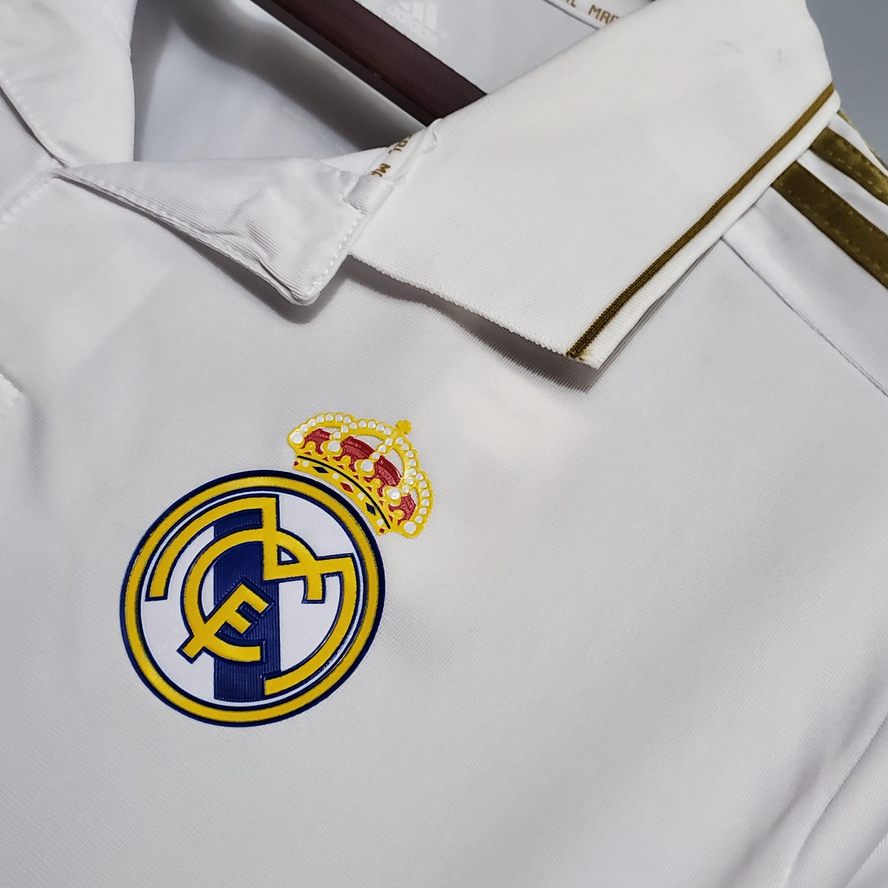 camisa-real-madrid-HOME-torcedor-masculina-2011/12-bwin-dourada-cr7-branca-adidas-RETRO