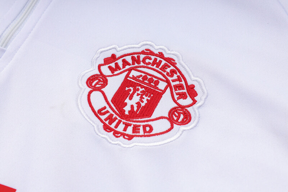 AGASALHO MANCHESTER UNITED TREINO 2023/24 BRANCO