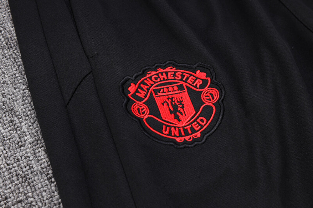 AGASALHO MANCHESTER UNITED TREINO 2023/24 BRANCO