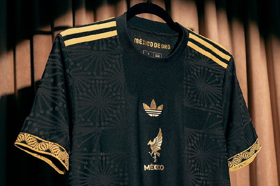 Manto de ORO da seleção Mexicana