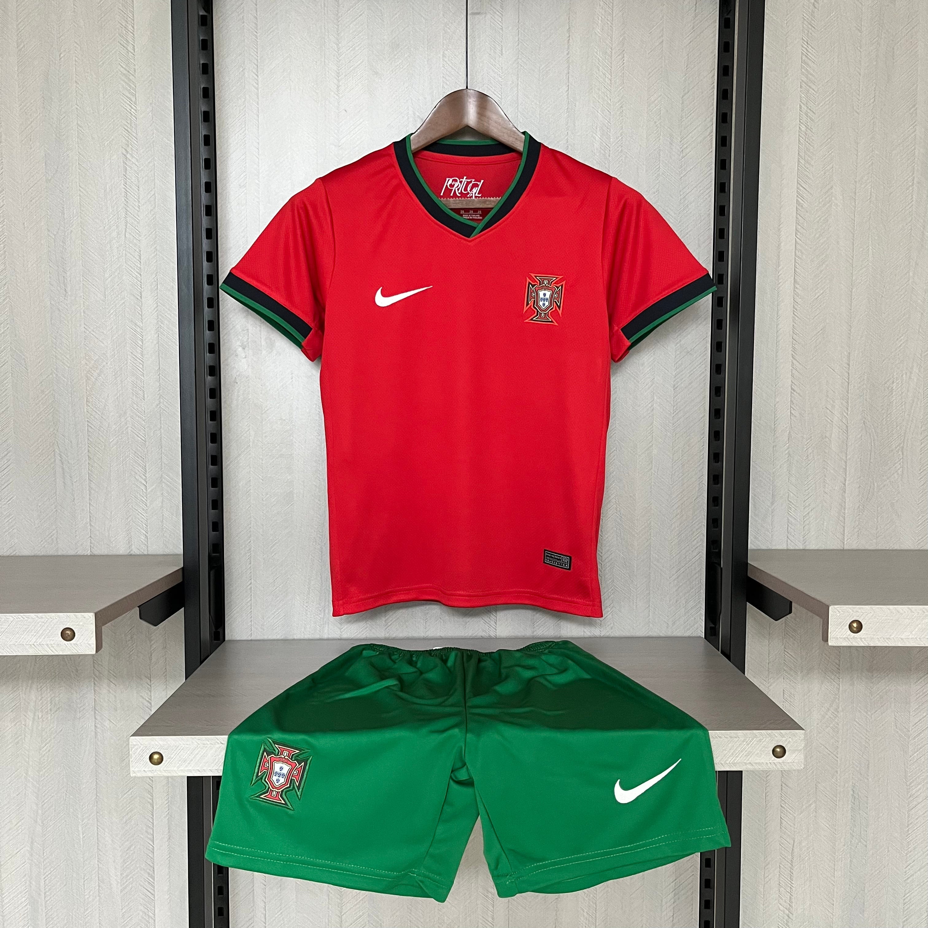 KIT INFANTIL PORTUGAL HOME 24/25