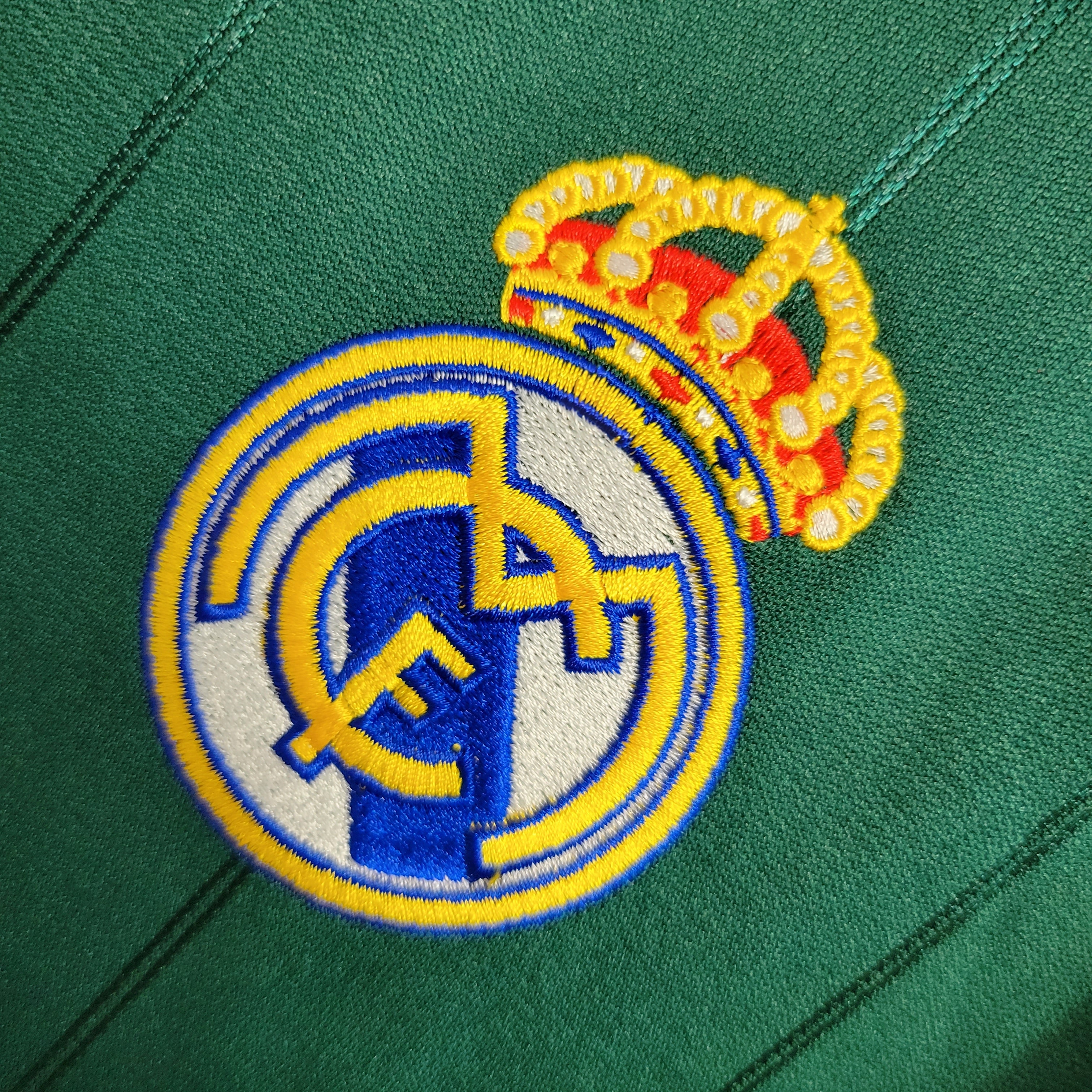 CAMISA REAL MADRID MANGA LONGA RETRÔ AWAY 12/13
