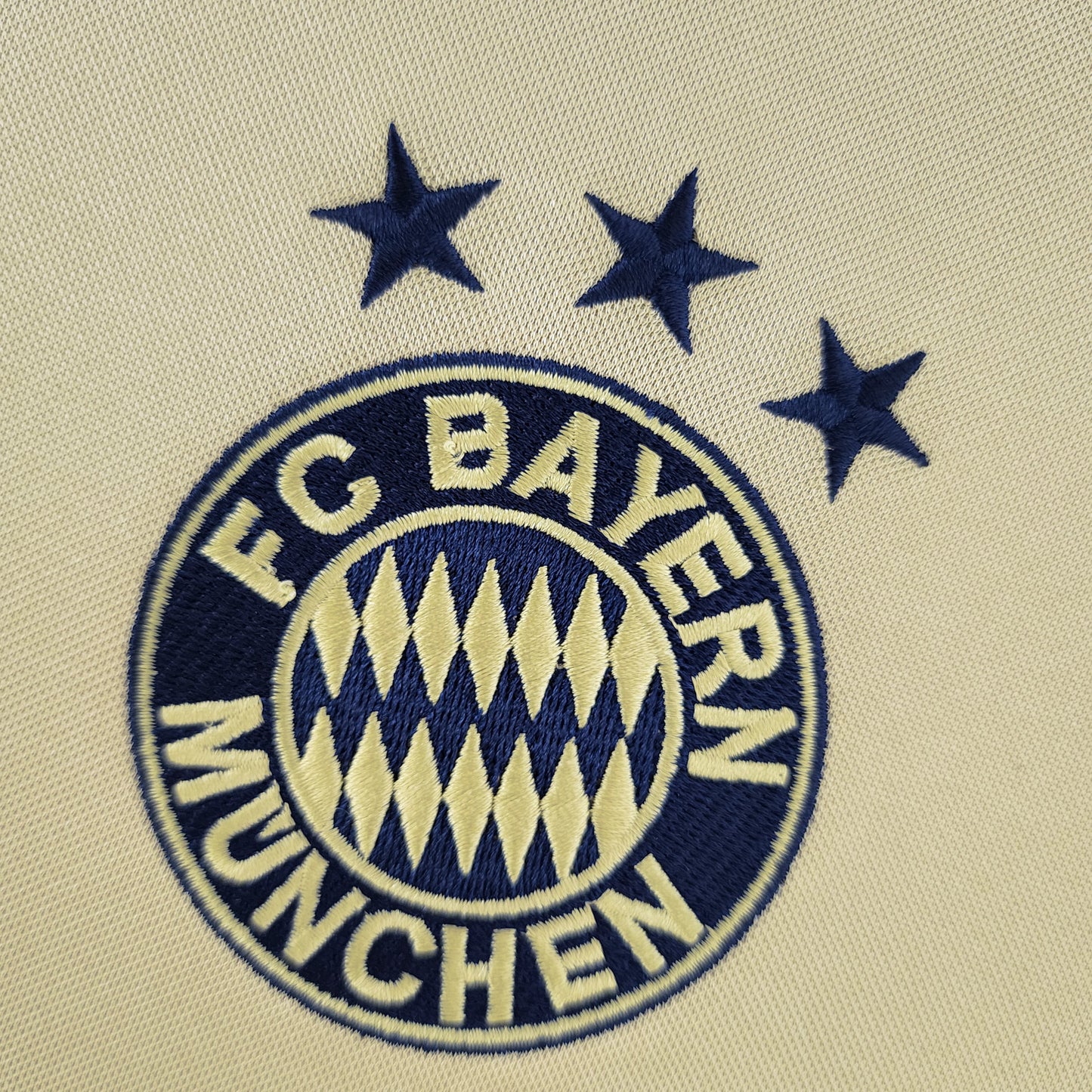 CAMISA BAYERN DE MUNICH RETRÔ AWAY 04/05