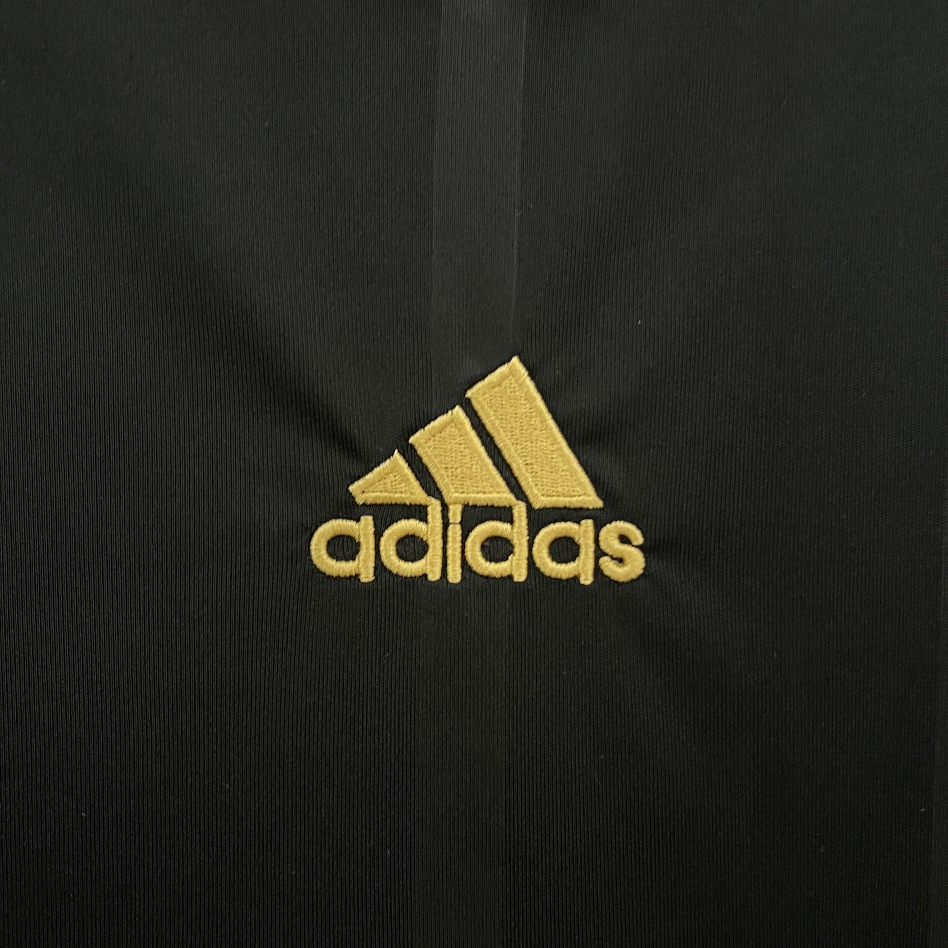 CAMISA RETRÔ ALEMANHA AWAY 2010