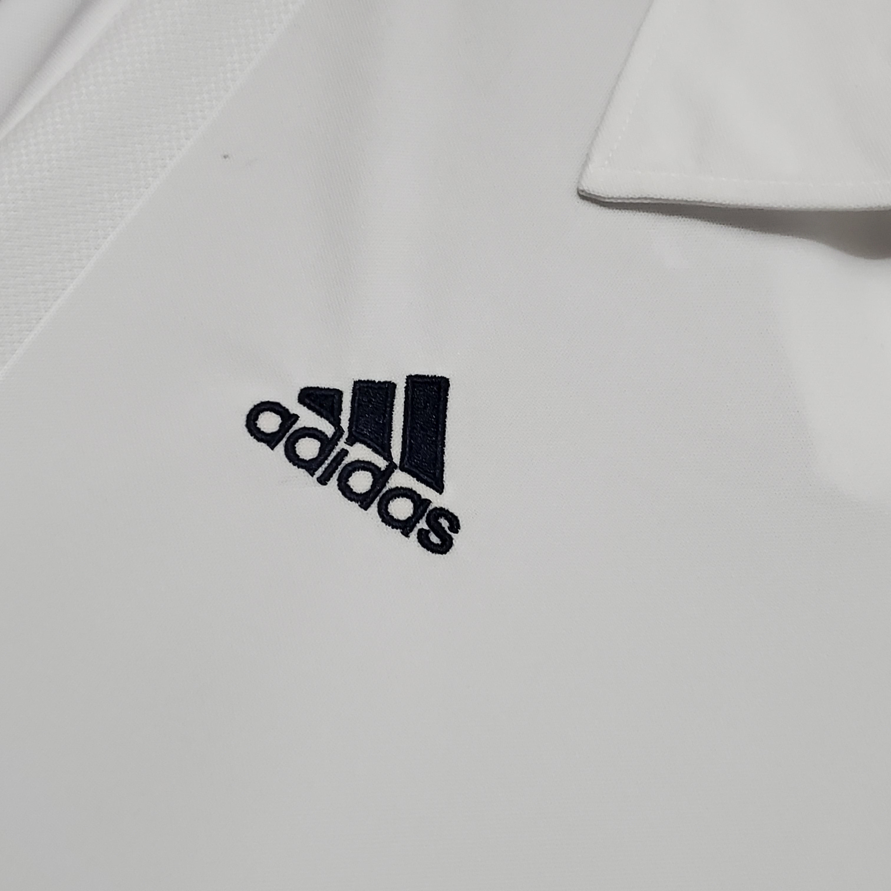 CAMISA REAL MADRID MANGA LONGA RETRÔ HOME 2002