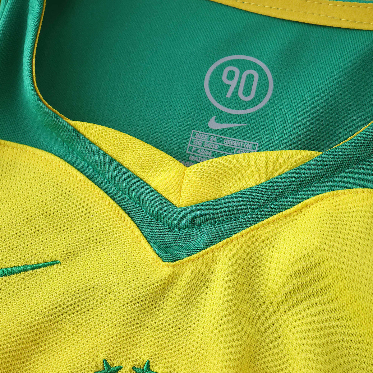 CONJUNTO INFANTIL SEL. BR 2004 TITULAR
