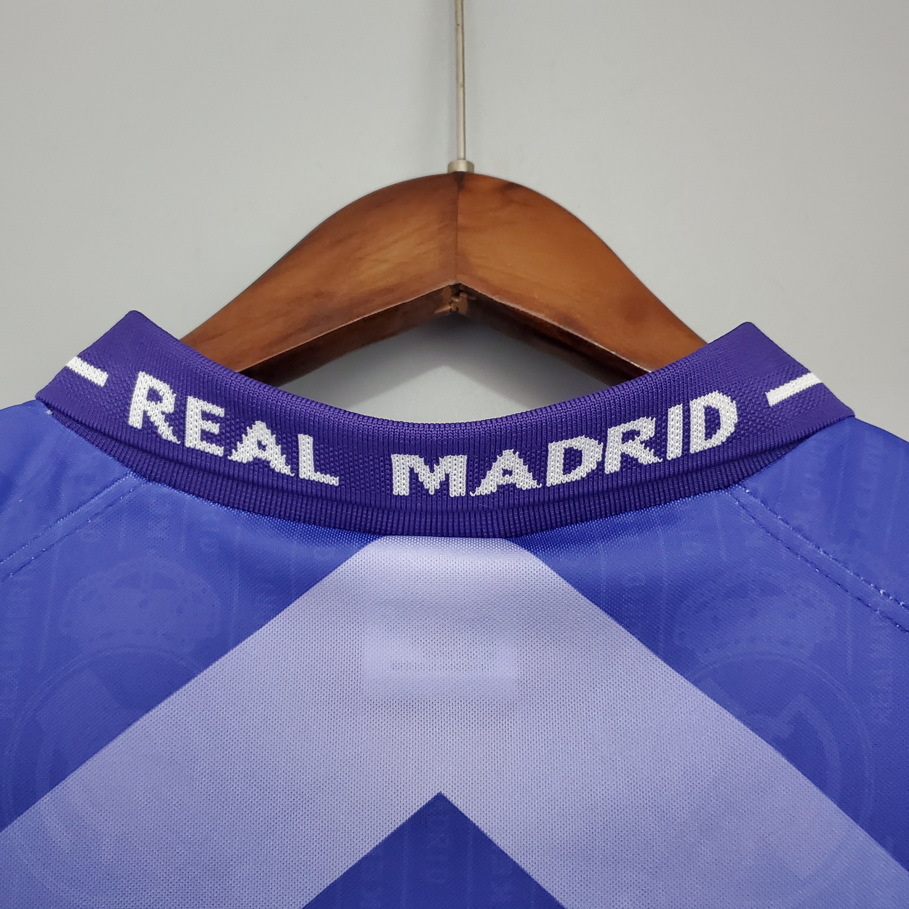 CAMISA REAL MADRID RETRÔ AWAY 96/97