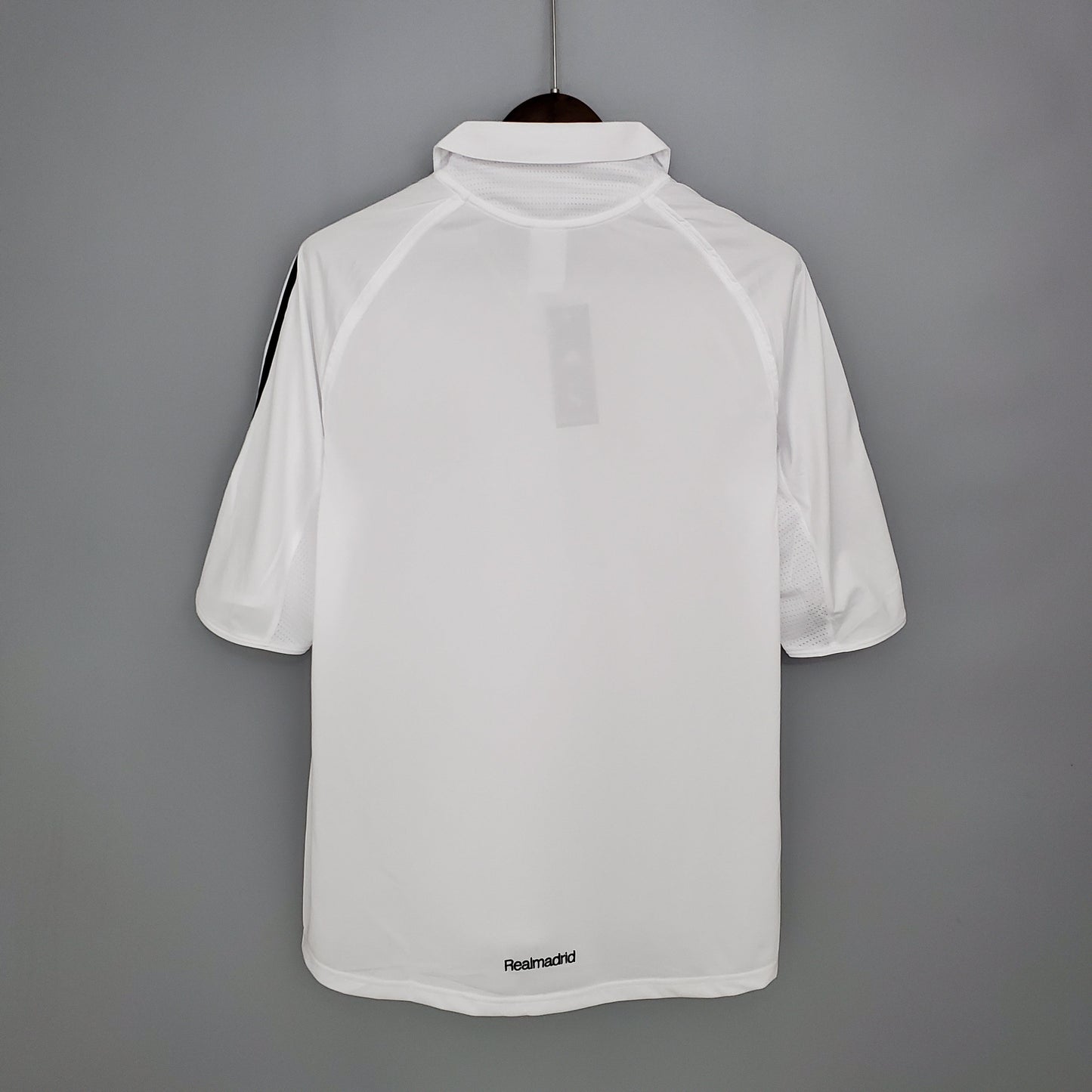 CAMISA RETRÔ REAL MADRID HOME 05/06